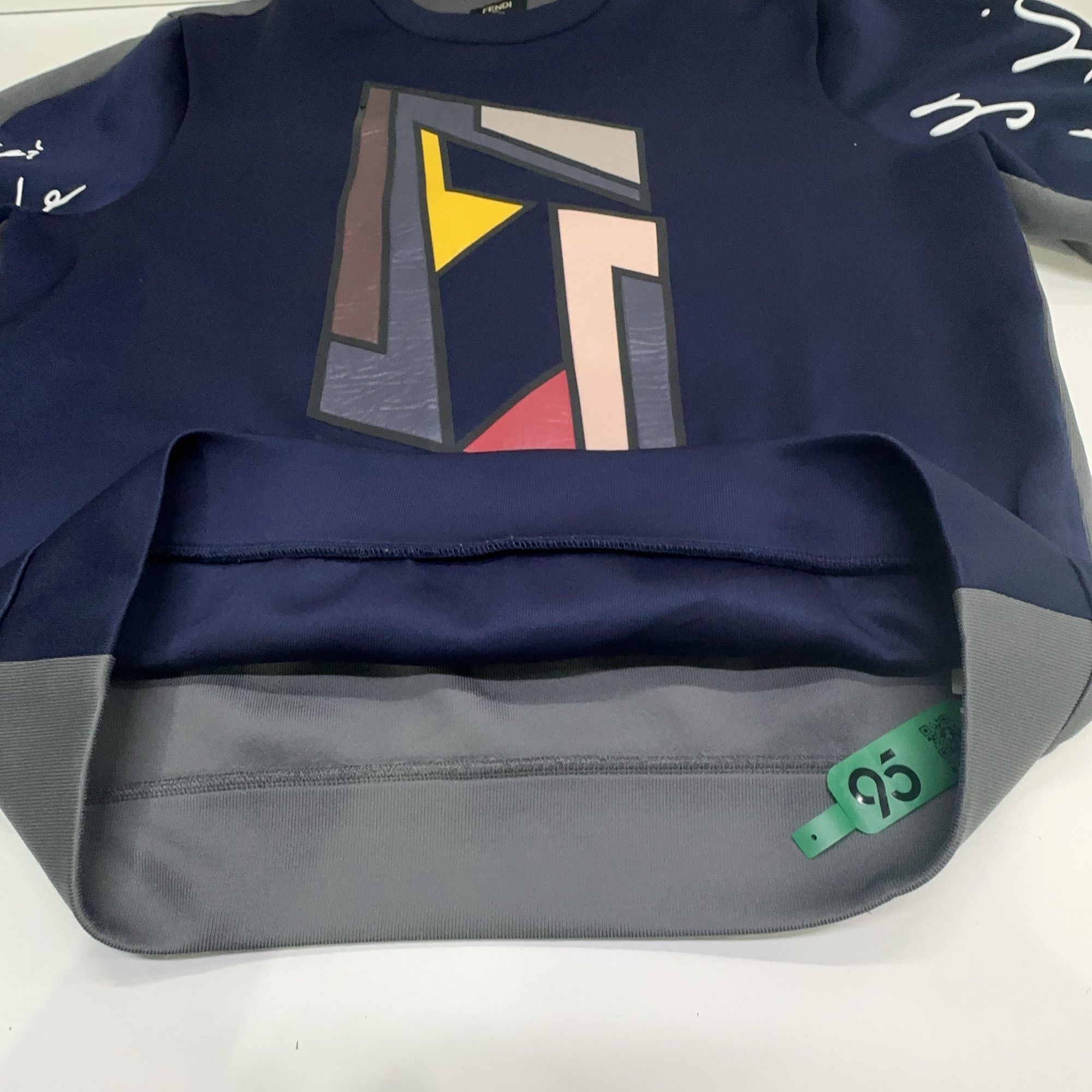Fendi Fendi Geometric Print Sweatshirt Navy Blue Size S Size US S / EU 44-46 / 1 - 10 Thumbnail