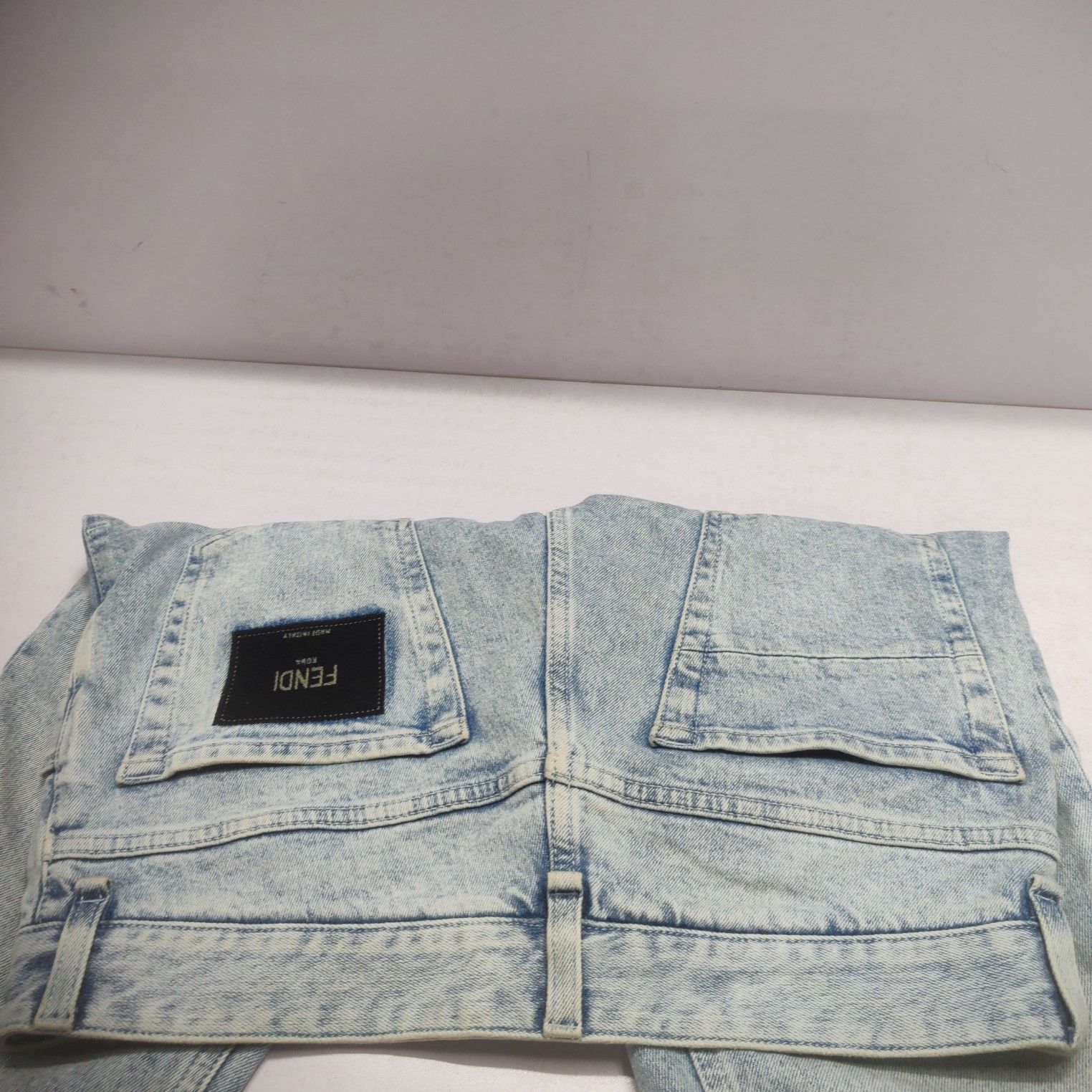 Fendi Fendi Light Wash Jeans Size 31 Size US 31 - 8 Thumbnail