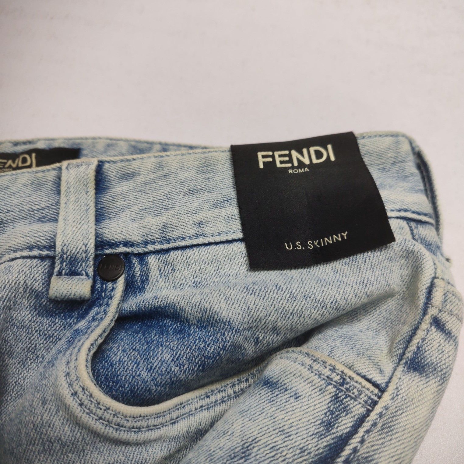 Fendi Fendi Light Wash Jeans Size 31 Size US 31 - 5 Thumbnail