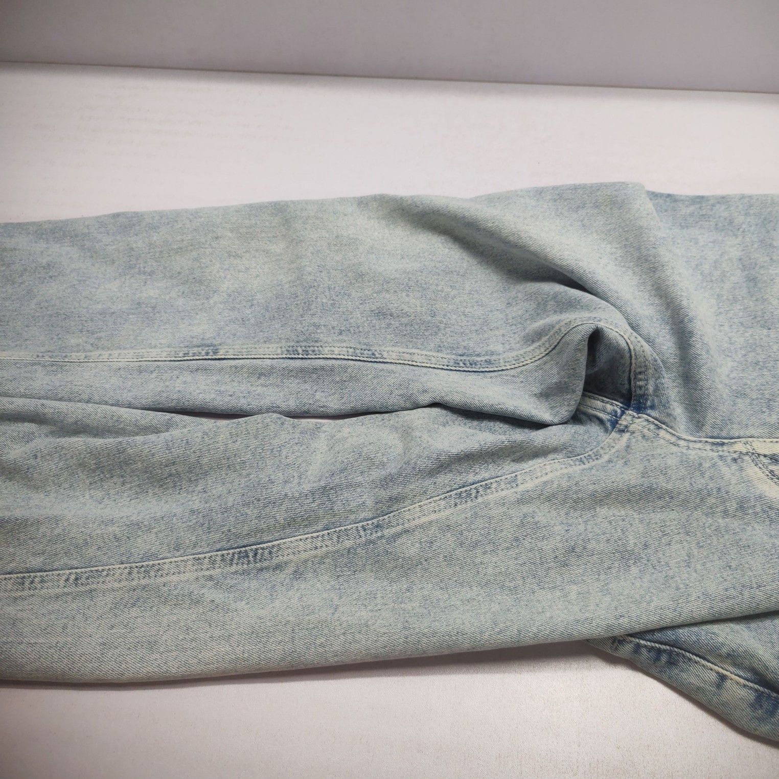 Fendi Fendi Light Wash Jeans Size 31 Size US 31 - 15 Thumbnail