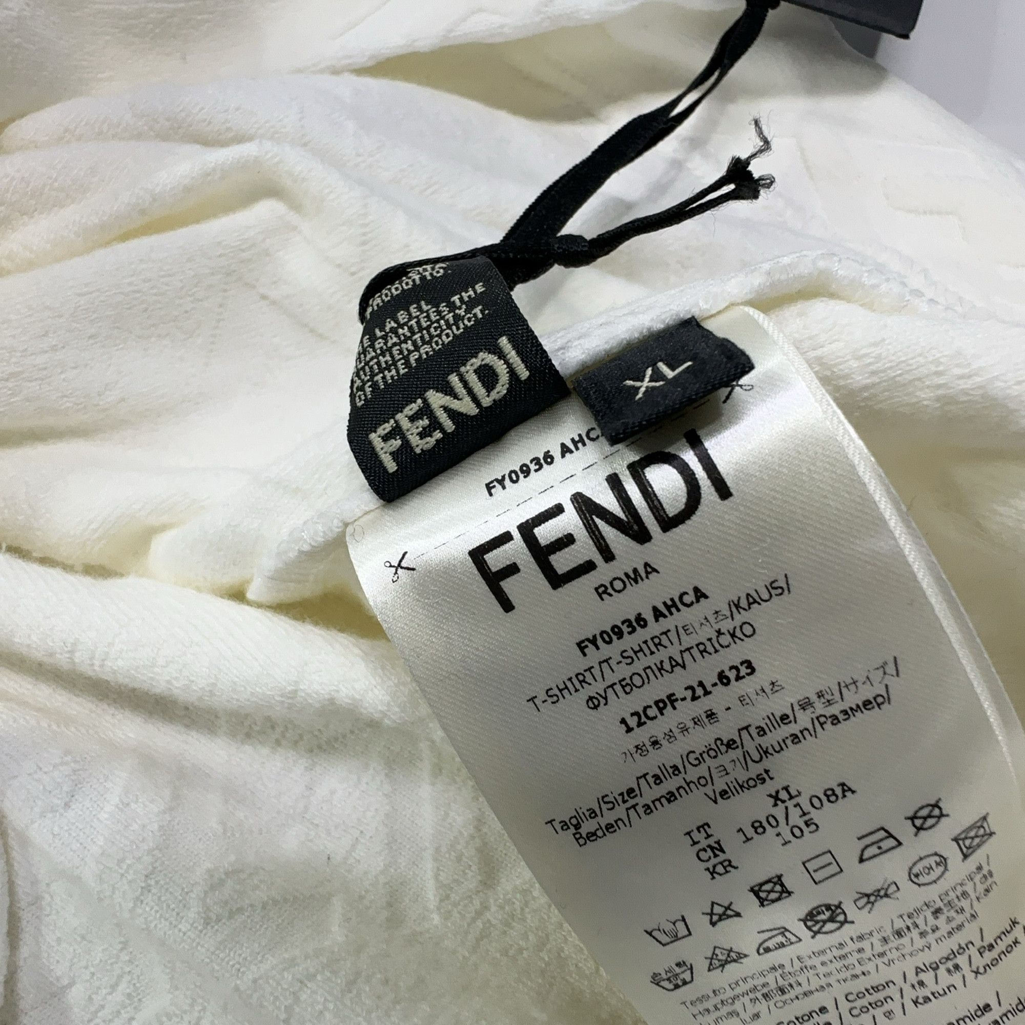 Fendi Fendi FF Embossed Plaque T-Shirt Size XL Size US XL / EU 56 / 4 - 5 Thumbnail