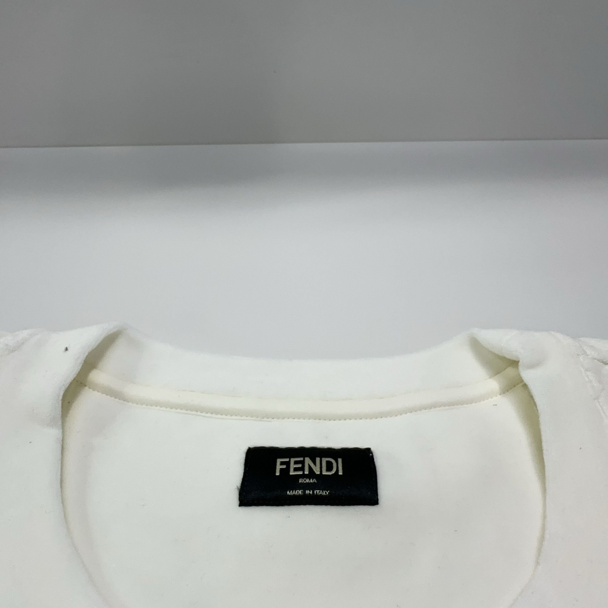 Fendi Fendi FF Embossed Plaque T-Shirt Size XL Size US XL / EU 56 / 4 - 3 Thumbnail