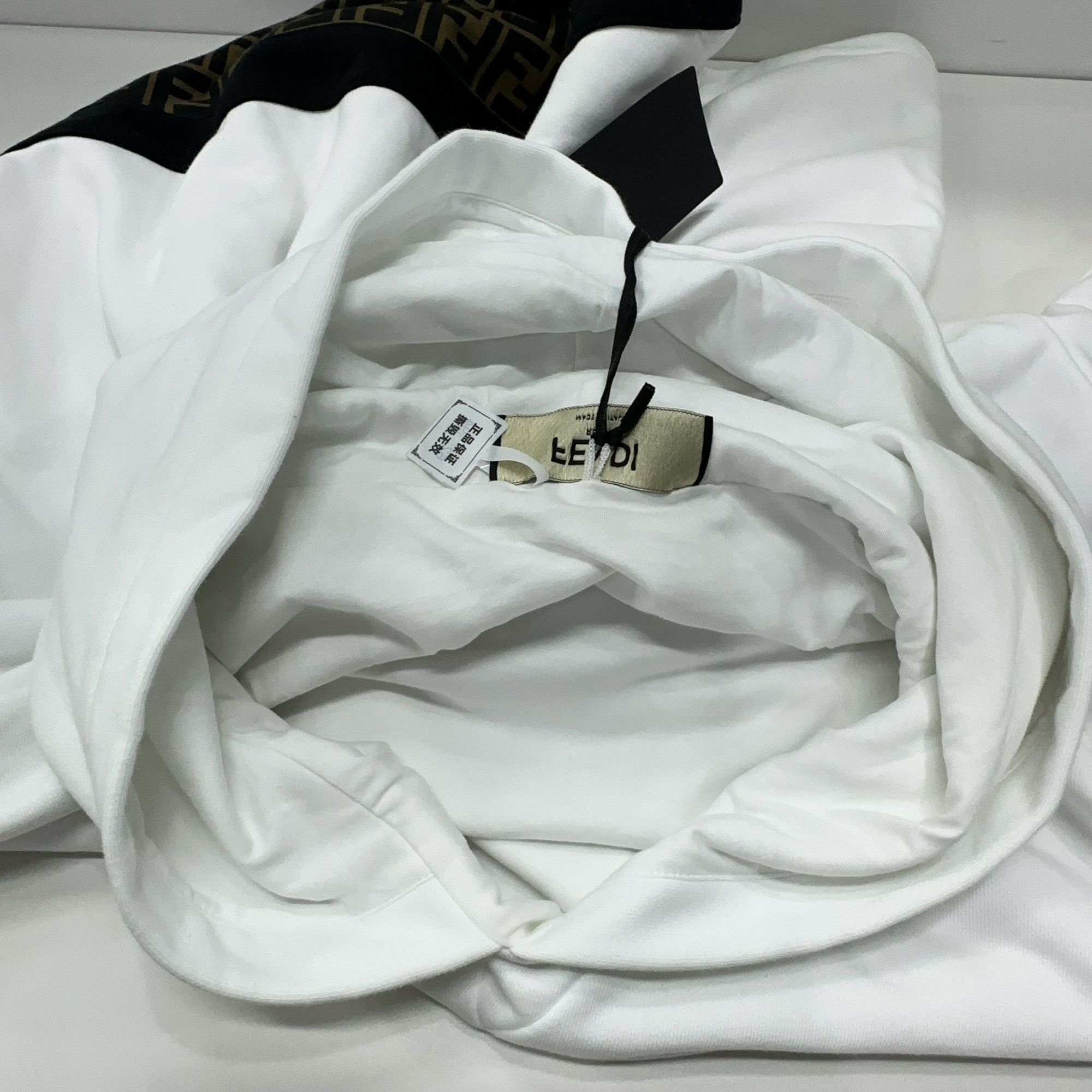 Fendi Fendi Zucca Logo Hoodie Size XL Size US XL / EU 56 / 4 - 9 Thumbnail
