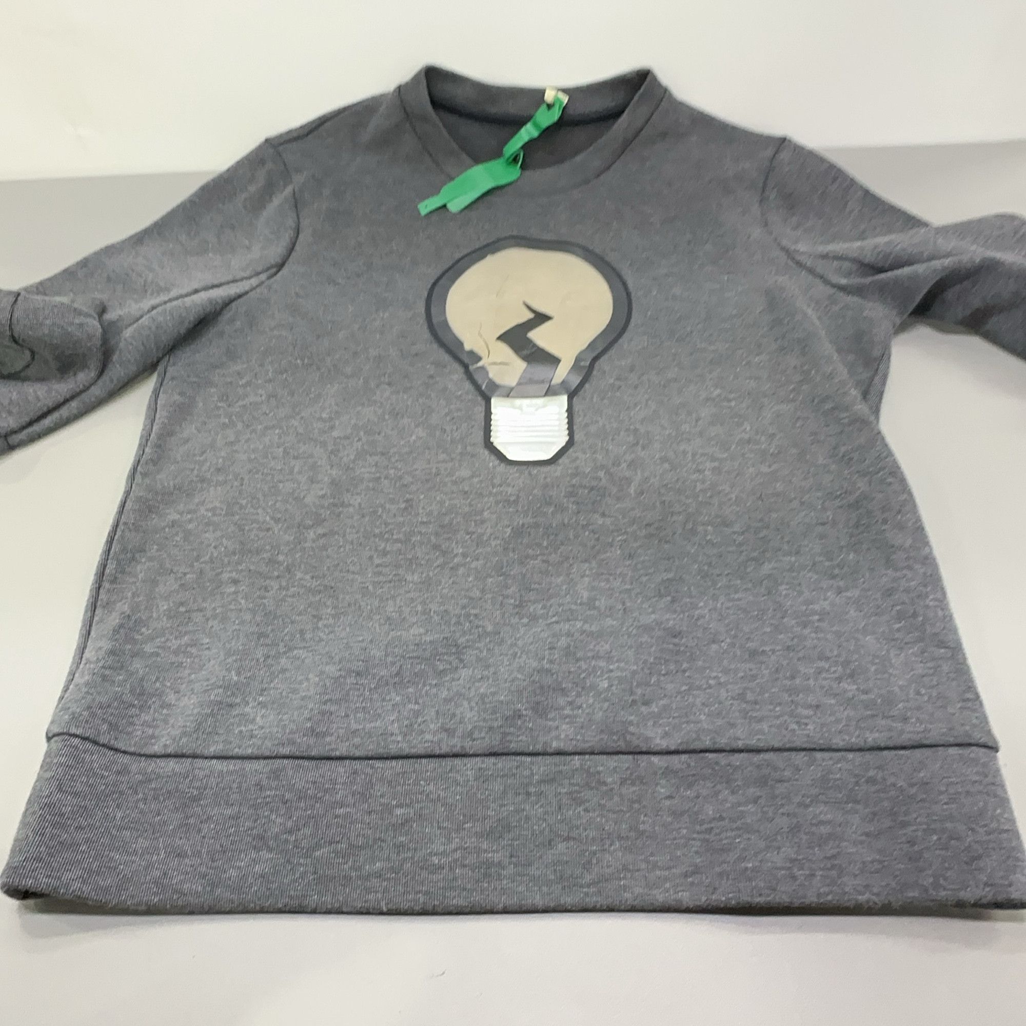 Fendi Fendi Lightbulb Graphic Sweatshirt Size 44 Size US S / EU 44-46 / 1 - 14 Thumbnail