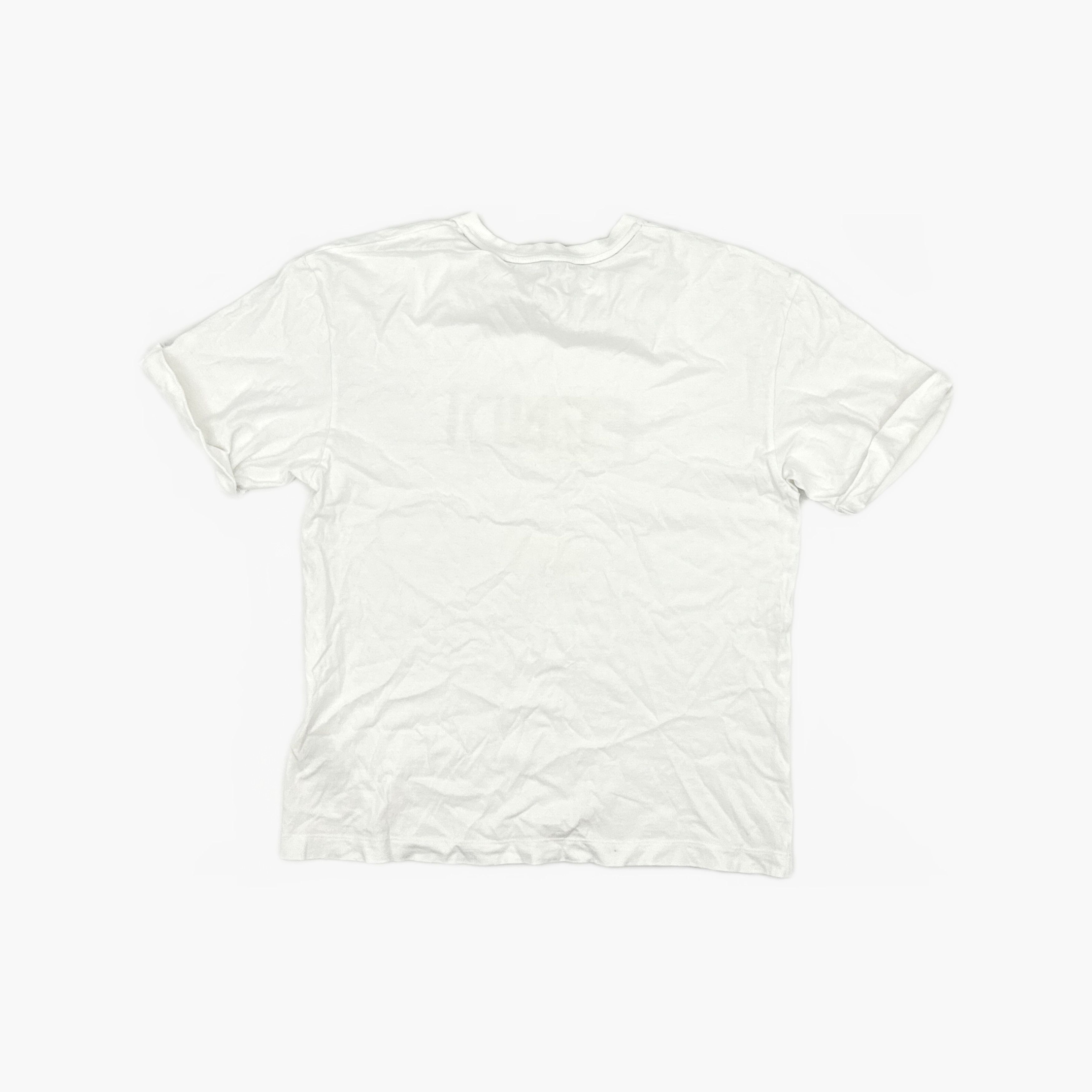 Fendi Fendi Cutout Logo T-Shirt Size S Size S / US 4 / IT 40 - 2 Thumbnail