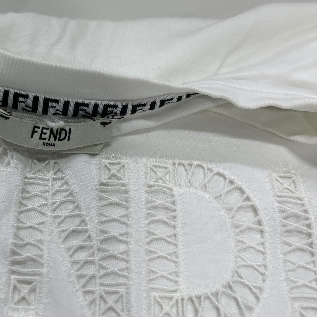 Fendi Fendi Cutout Logo T-Shirt Size S Size S / US 4 / IT 40 - 11 Thumbnail