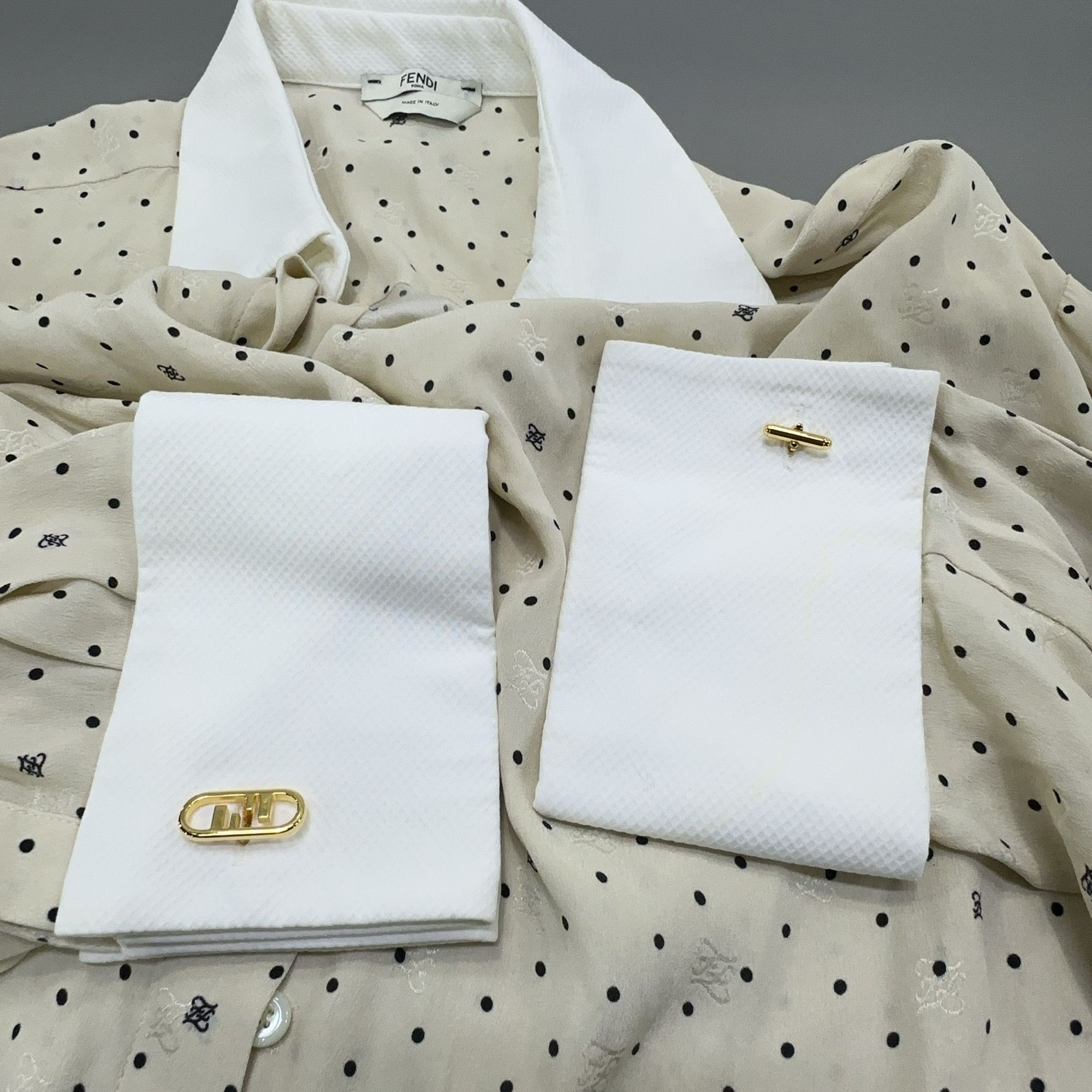 Fendi Fendi Polka Dot Silk Button Up Shirt IT 38 Size XS / US 0-2 / IT 36-38 - 8 Thumbnail
