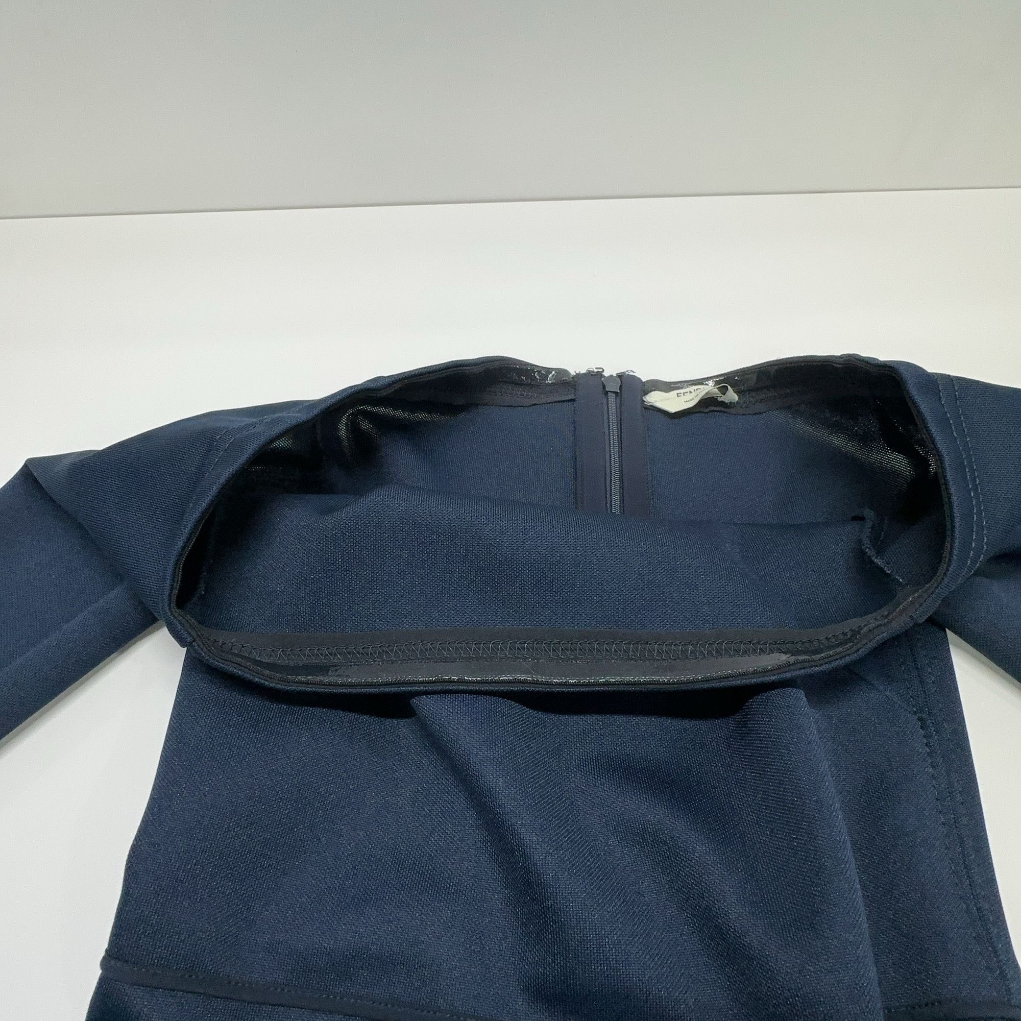 Fendi Fendi FF Logo Off-Shoulder Midi Dress Size 36 Size XS / US 0-2 / IT 36-38 - 7 Thumbnail