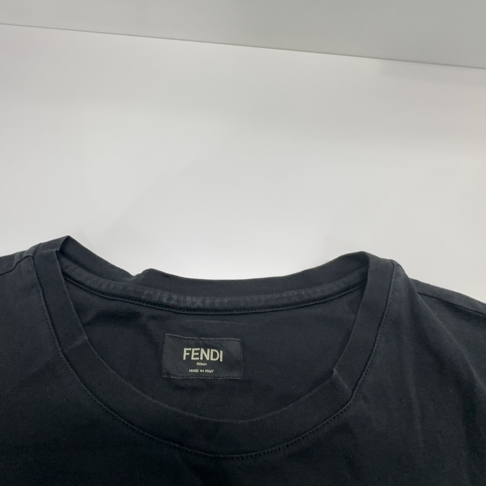 Fendi Fendi Logo Patch T-Shirt Size L Size US L / EU 52-54 / 3 - 6 Thumbnail