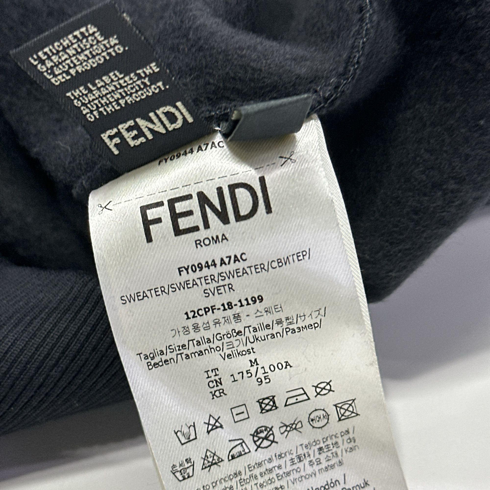 Fendi Fendi Logo Patch Sweatshirt Size M Size US M / EU 48-50 / 2 - 5 Thumbnail