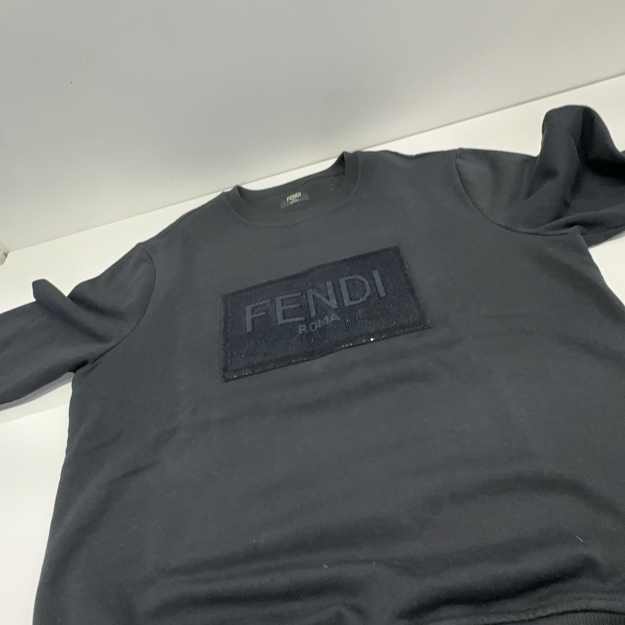 Fendi Fendi Logo Patch Sweatshirt Size M Size US M / EU 48-50 / 2 - 7 Thumbnail