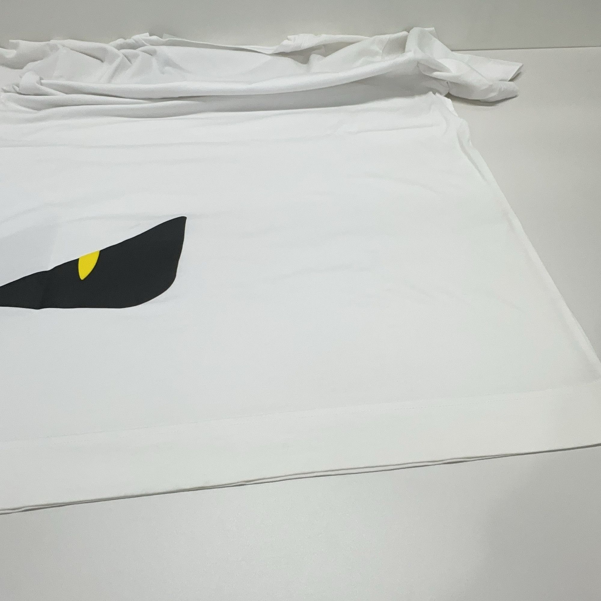 Fendi Fendi Asymmetric Eyes Short Sleeve T-Shirt White XL Size US XL / EU 56 / 4 - 7 Thumbnail