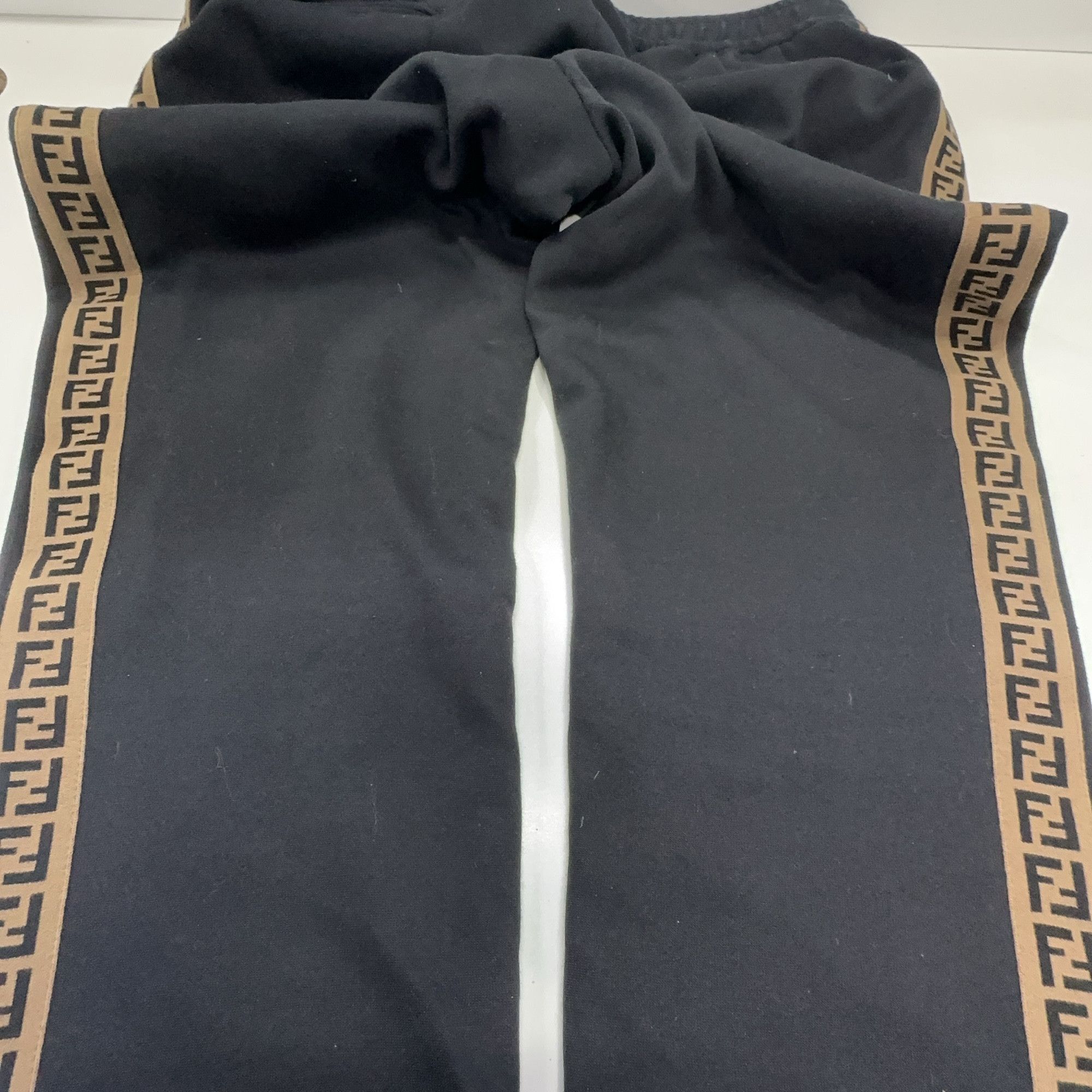 Fendi Fendi Logo Tape Joggers Black Size 52 Size US 36 / EU 52 - 11 Thumbnail