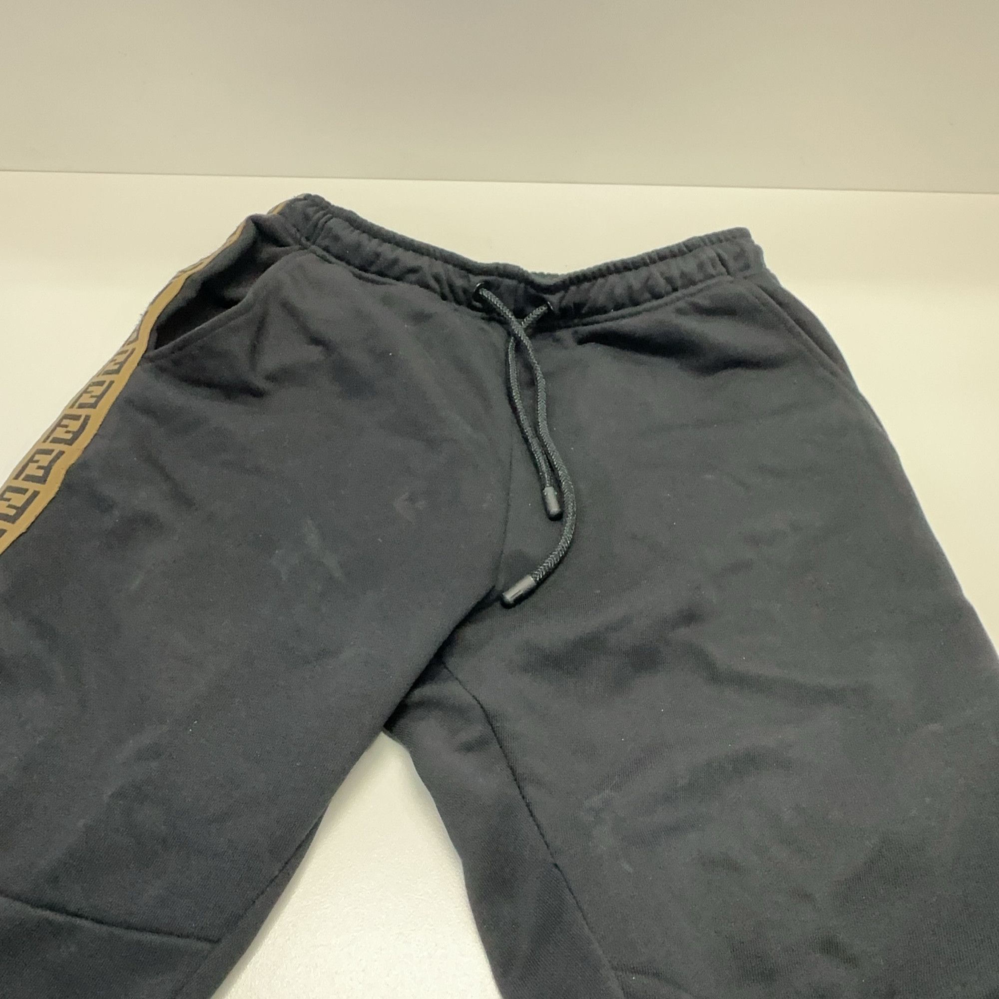 Fendi Fendi Logo Tape Sweatpants Black Size 28 Size US 28 / EU 44 - 7 Thumbnail