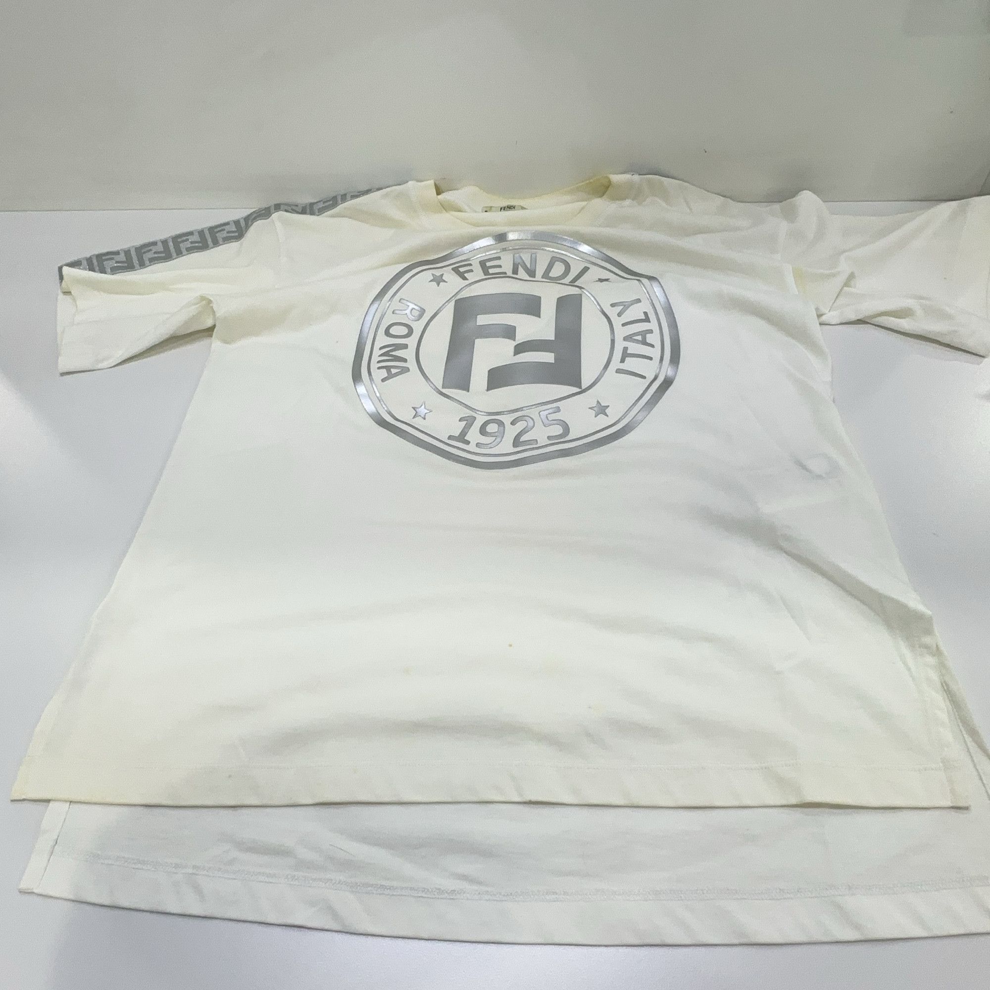 Fendi Fendi Roma 1925 Logo T-Shirt Size 40 Size S / US 4 / IT 40 - 9 Thumbnail