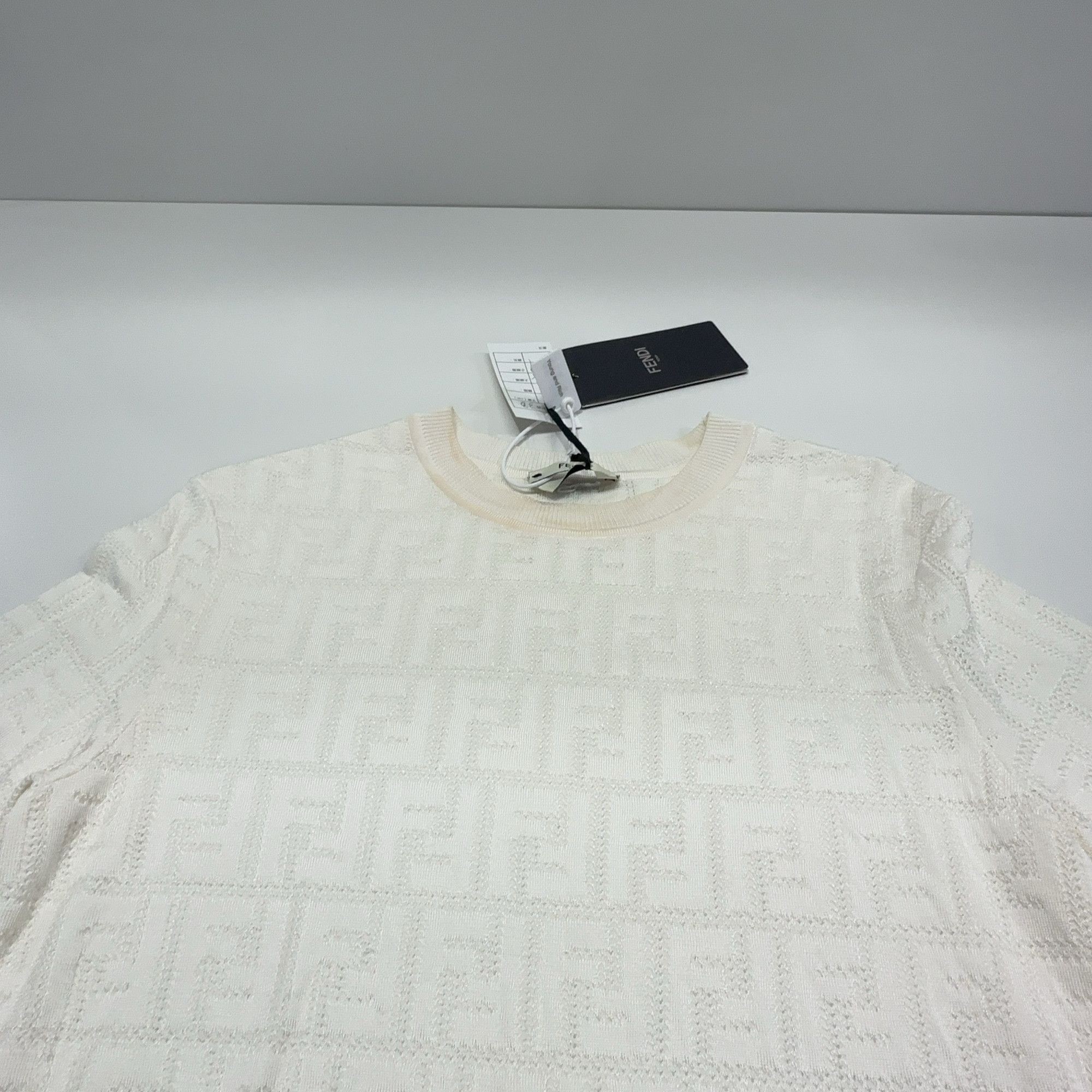 Fendi Fendi FF Monogram Short Sleeve Sweater Size 38 Size XS / US 0-2 / IT 36-38 - 8 Thumbnail