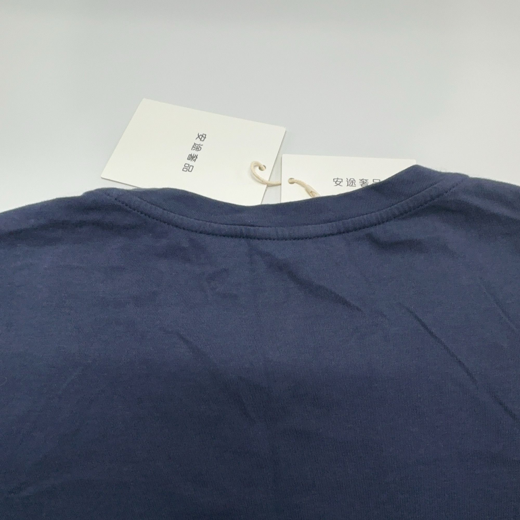 Fendi Fendi Bag Bugs Monster Eyes T-Shirt Size M Size US M / EU 48-50 / 2 - 10 Thumbnail