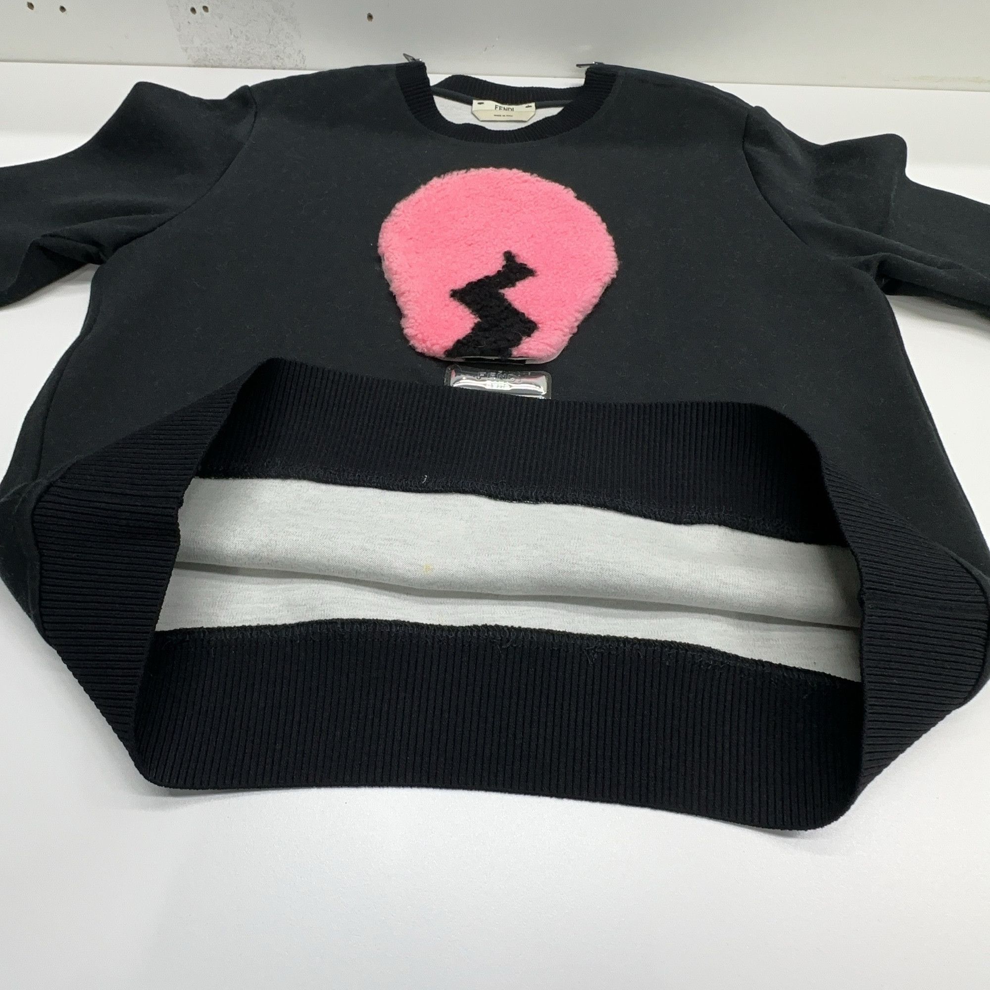 Fendi Fendi Shearling Logo Sweatshirt Size 38 Size XS / US 0-2 / IT 36-38 - 7 Thumbnail