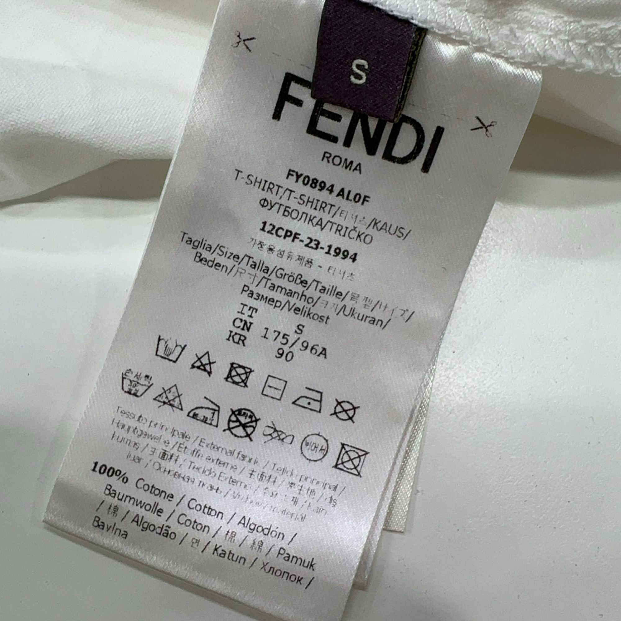 Fendi Fendi Embossed Logo T-Shirt Size S Size US S / EU 44-46 / 1 - 5 Thumbnail
