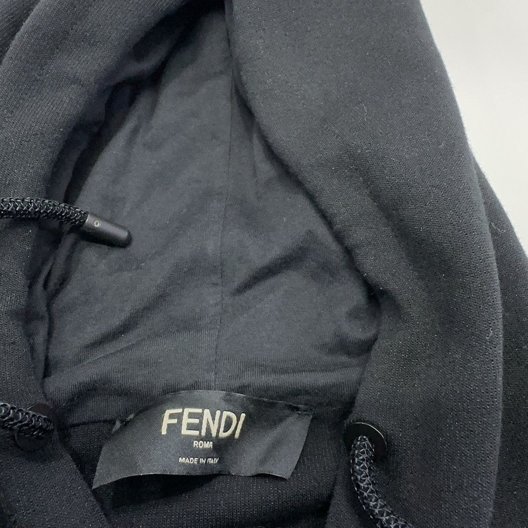 Fendi Fendi Bag Bugs Zip Hoodie Size L Size US L / EU 52-54 / 3 - 4 Thumbnail