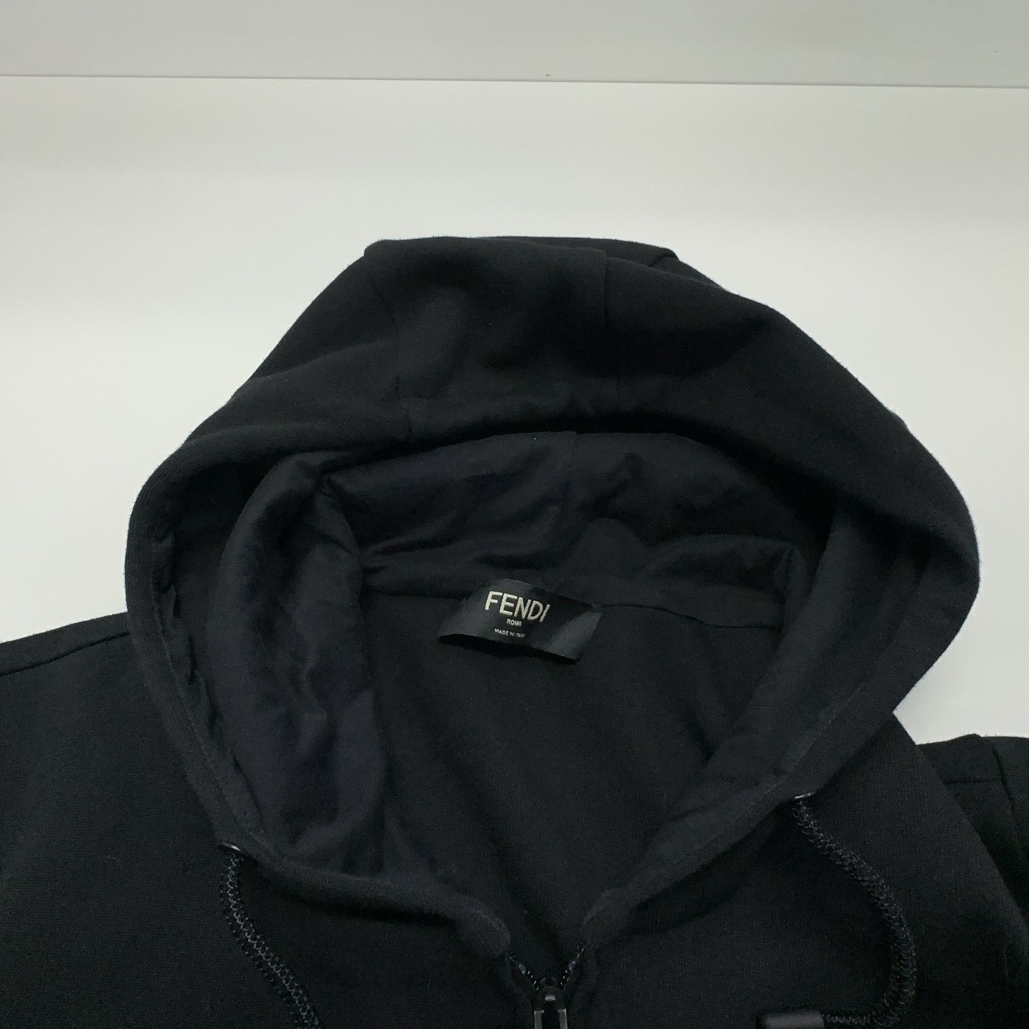 Fendi Fendi Bag Bugs Zip Hoodie Size L Size US L / EU 52-54 / 3 - 5 Thumbnail