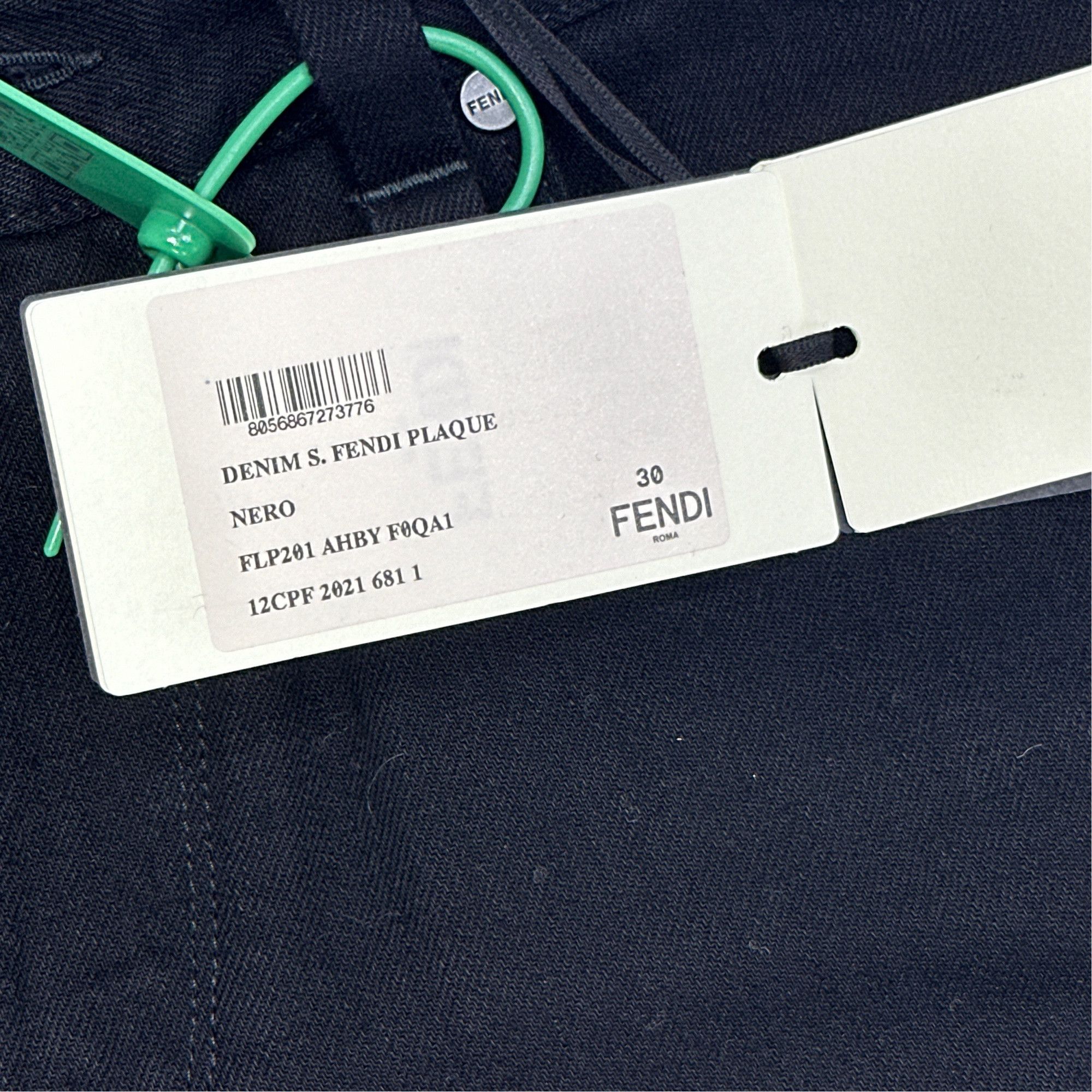 Fendi Fendi Plaque Denim Jeans Size 30 Size US 30 / EU 46 - 3 Thumbnail
