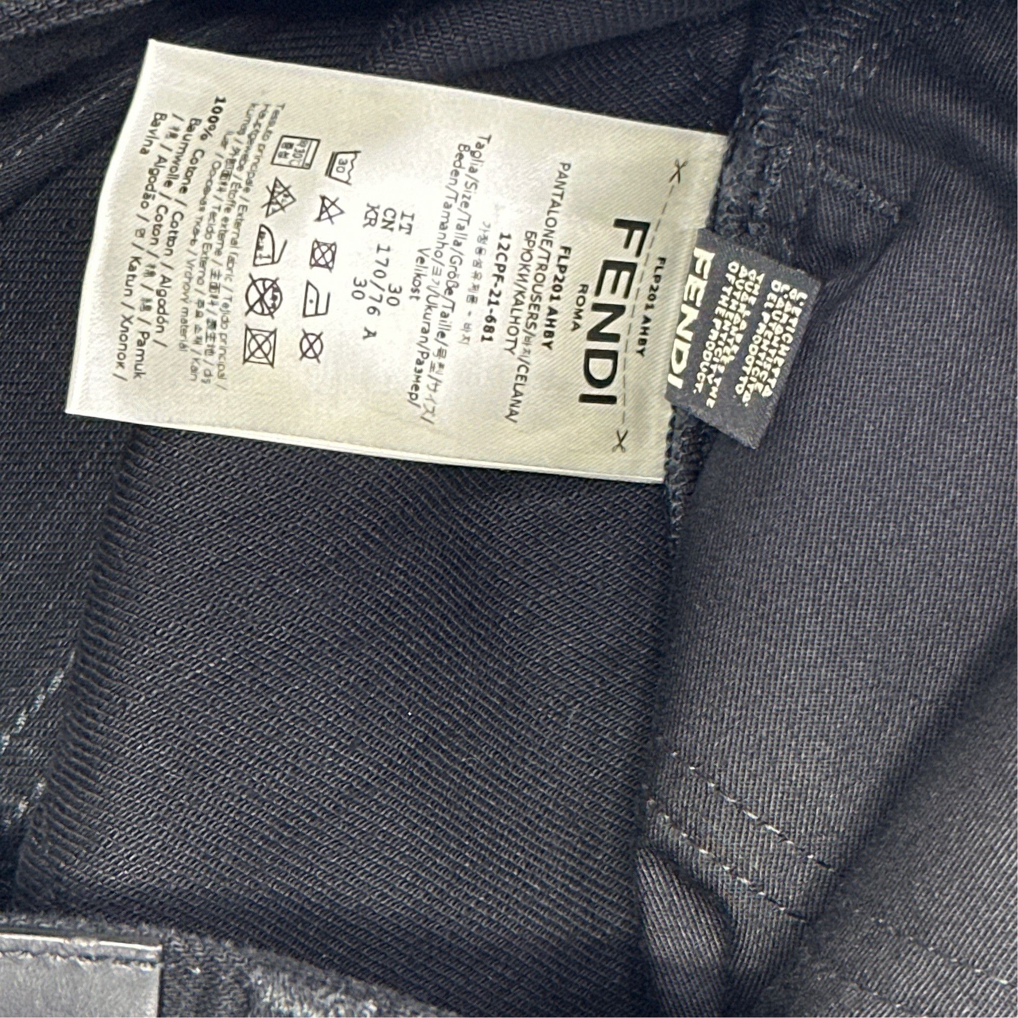 Fendi Fendi Plaque Denim Jeans Size 30 Size US 30 / EU 46 - 5 Thumbnail