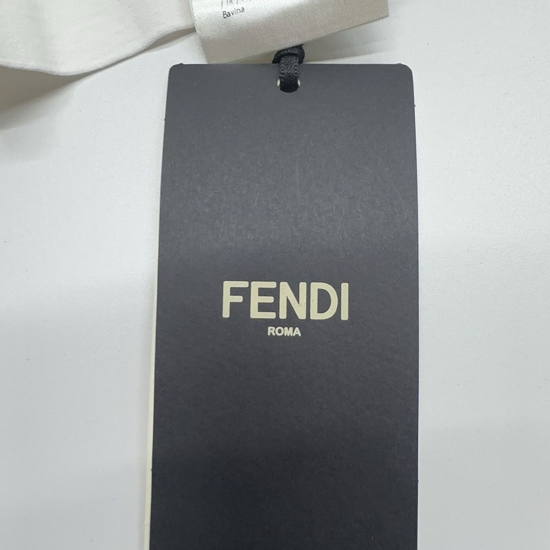 Fendi × Marc Jacobs Fendi x Marc Jacobs Logo T-Shirt Size M Size M / US 6-8 / IT 42-44 - 6 Thumbnail