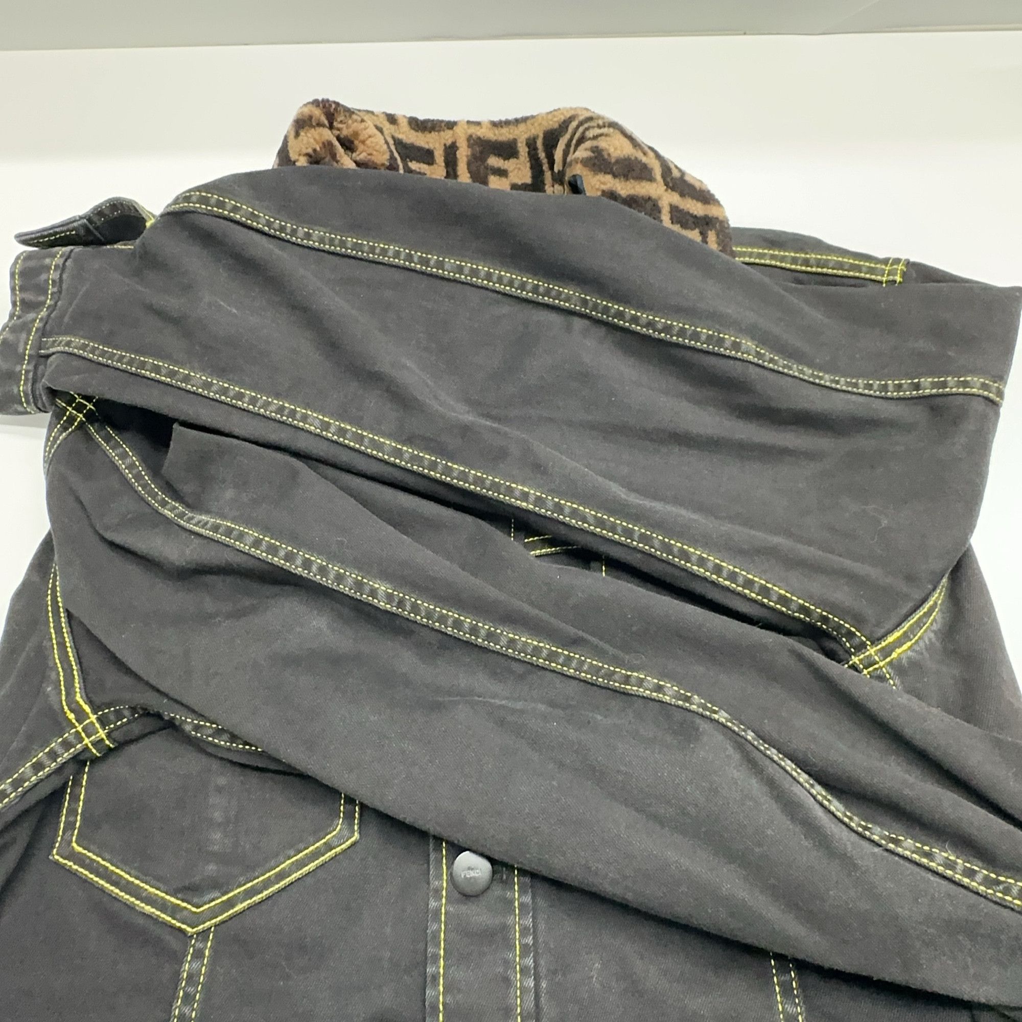 Fendi Fendi FF Monogram Collar Denim Jacket Size 52 Size US L / EU 52-54 / 3 - 9 Thumbnail