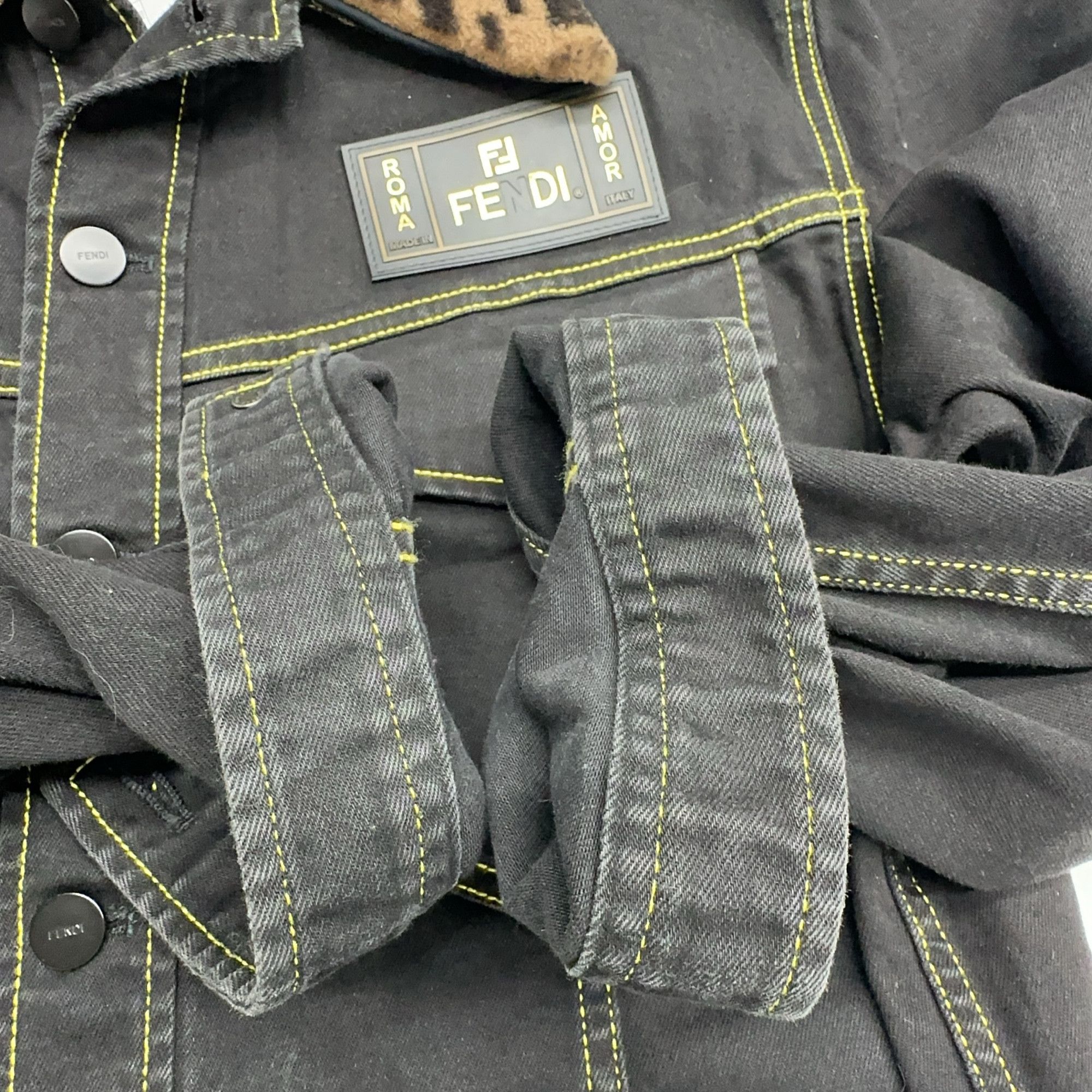 Fendi Fendi FF Monogram Collar Denim Jacket Size 52 Size US L / EU 52-54 / 3 - 11 Thumbnail