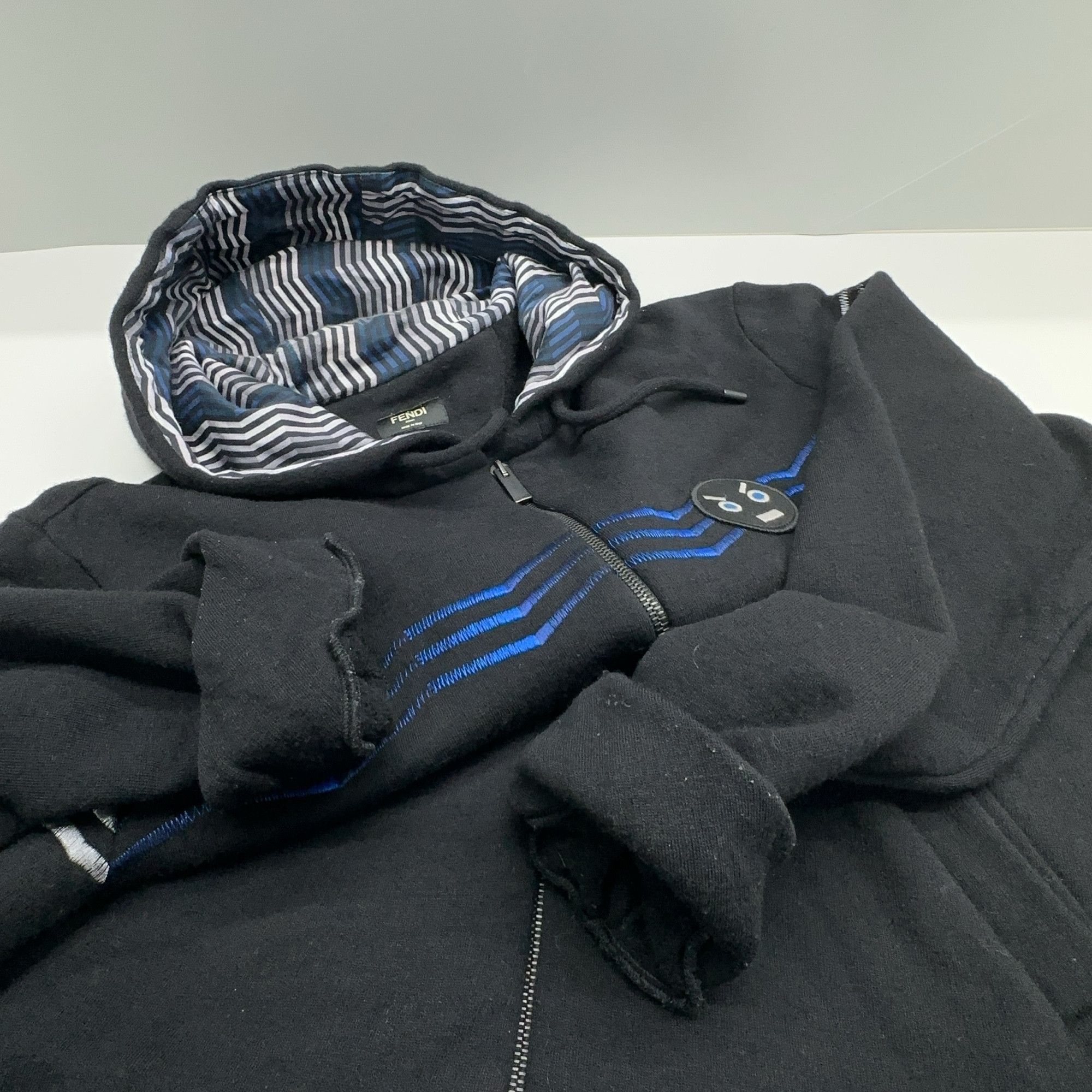 Fendi Fendi Graphic Zip-Up Hoodie Size M Size US M / EU 48-50 / 2 - 9 Thumbnail