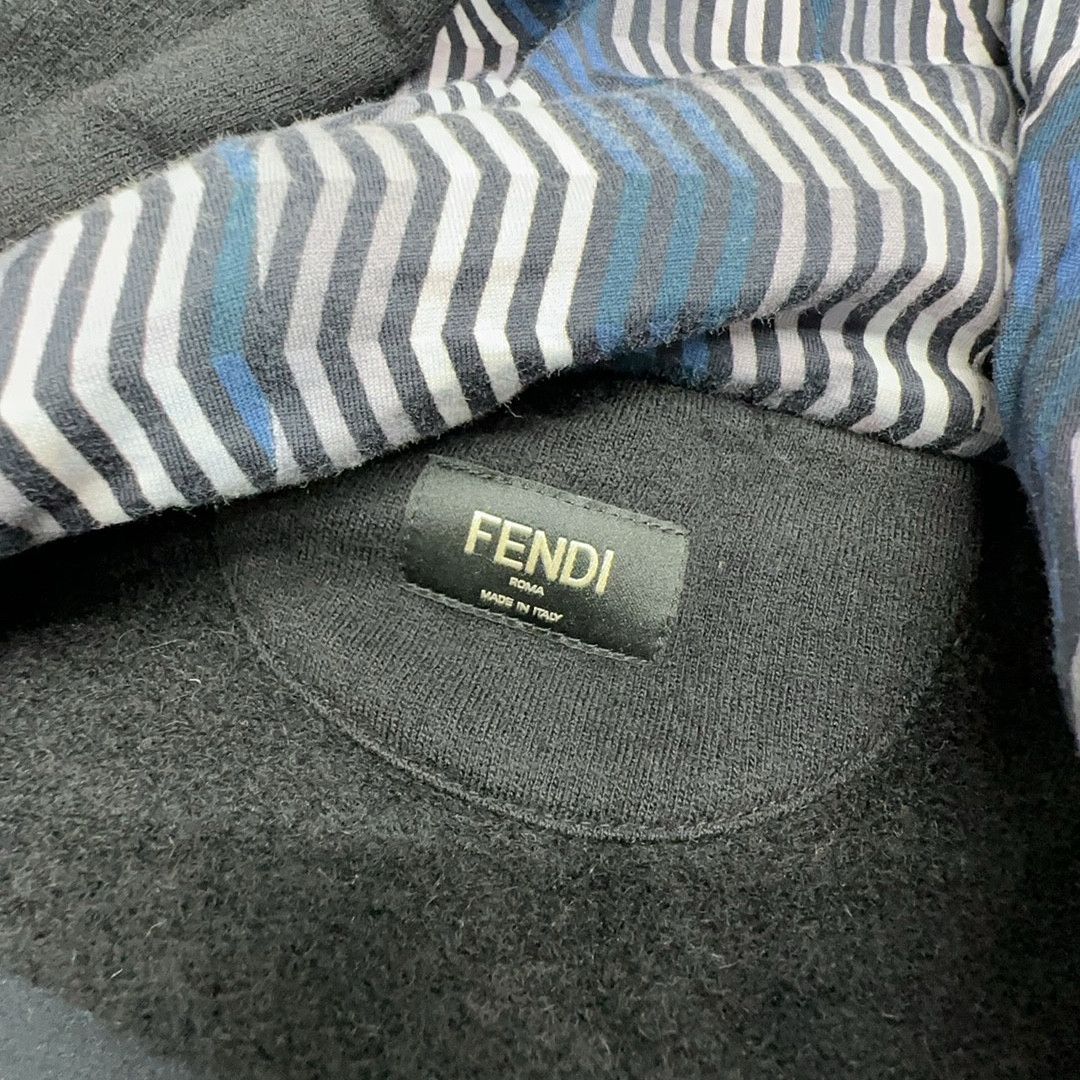 Fendi Fendi Graphic Zip-Up Hoodie Size M Size US M / EU 48-50 / 2 - 3 Thumbnail