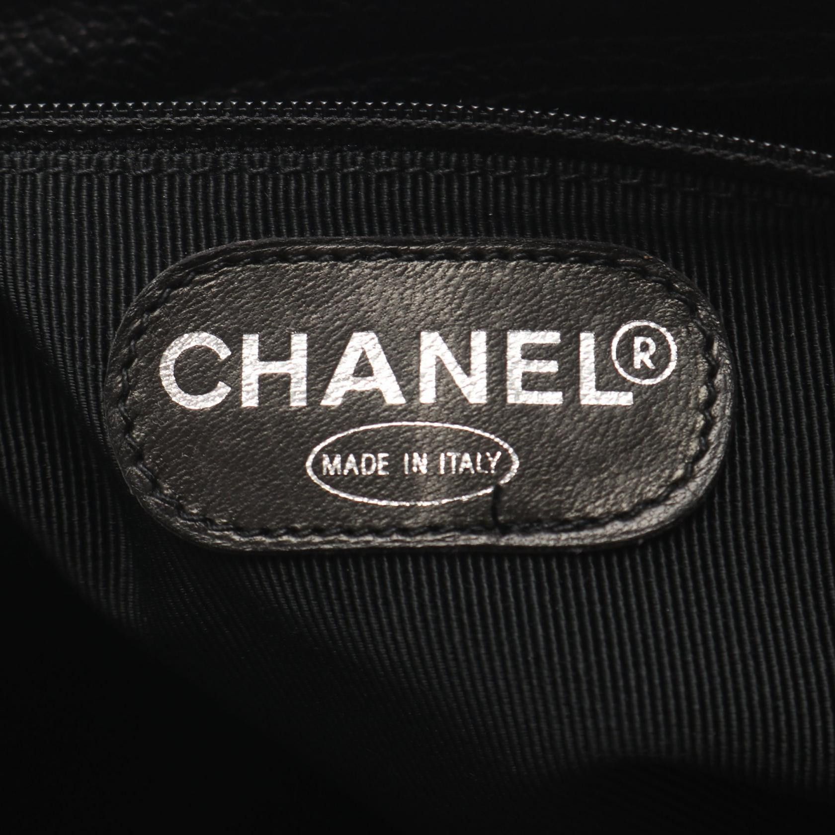 Chanel Chanel CHANEL Triple Coco Mark Grained Calfskin Shoulder Bag Leather Shoulder Bag DUTY FREE for USA Size ONE SIZE - 4 Thumbnail