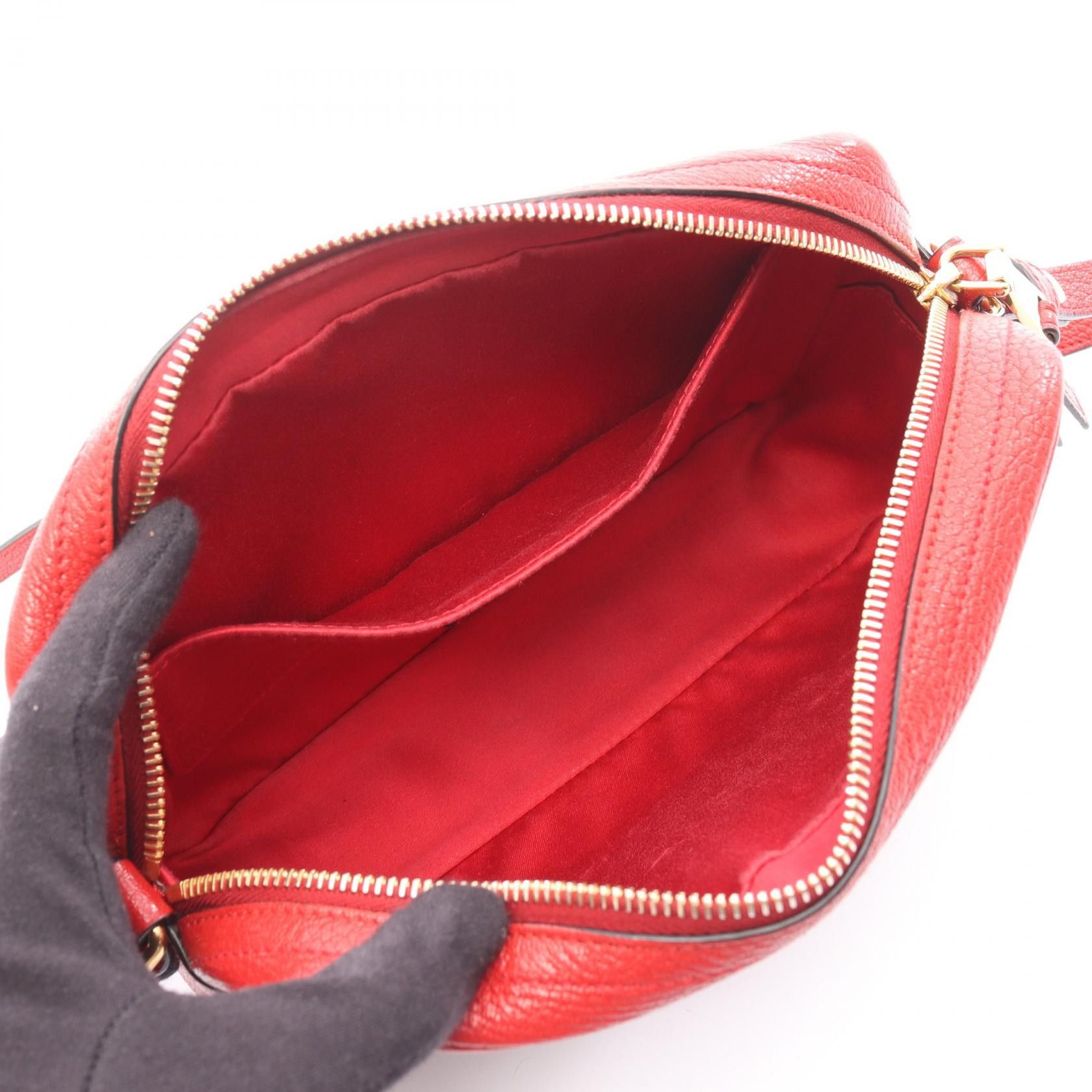 Miu Miu Miu Miu Miu Miu Leather Shoulder Bag Leather Shoulder Bag DUTY FREE for USA Size ONE SIZE - 3 Thumbnail