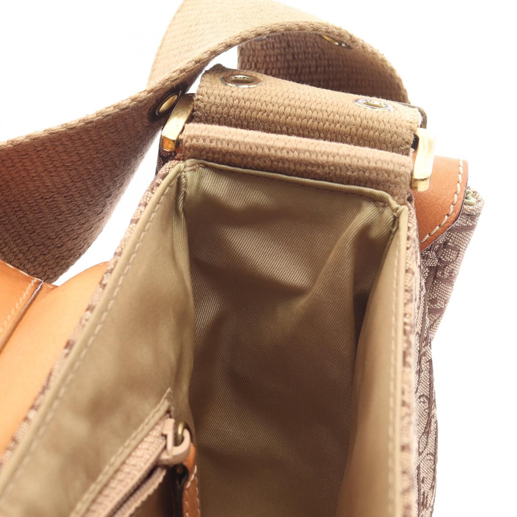 Dior Dior Dior Street Chic Trotter Canvas Leather Shoulder Bag Leather Shoulder Bag DUTY FREE for USA Size ONE SIZE - 7 Thumbnail