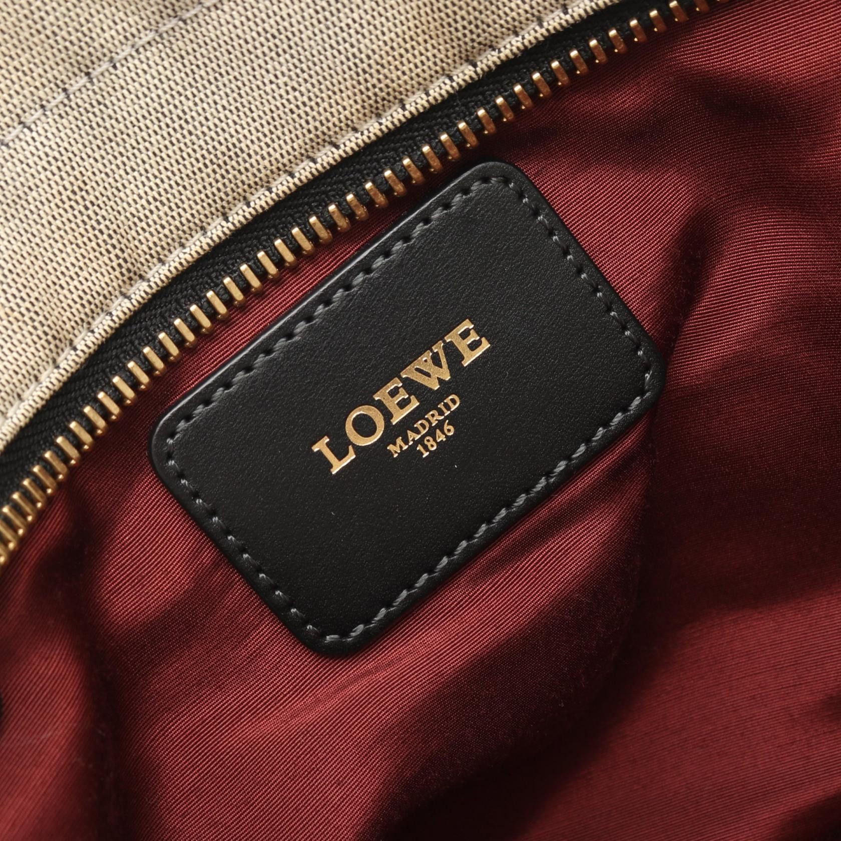 Loewe Loewe Loewe Anagram Canvas Leather Shoulder Bag Leather Shoulder Bag DUTY FREE for USA Size ONE SIZE - 4 Thumbnail