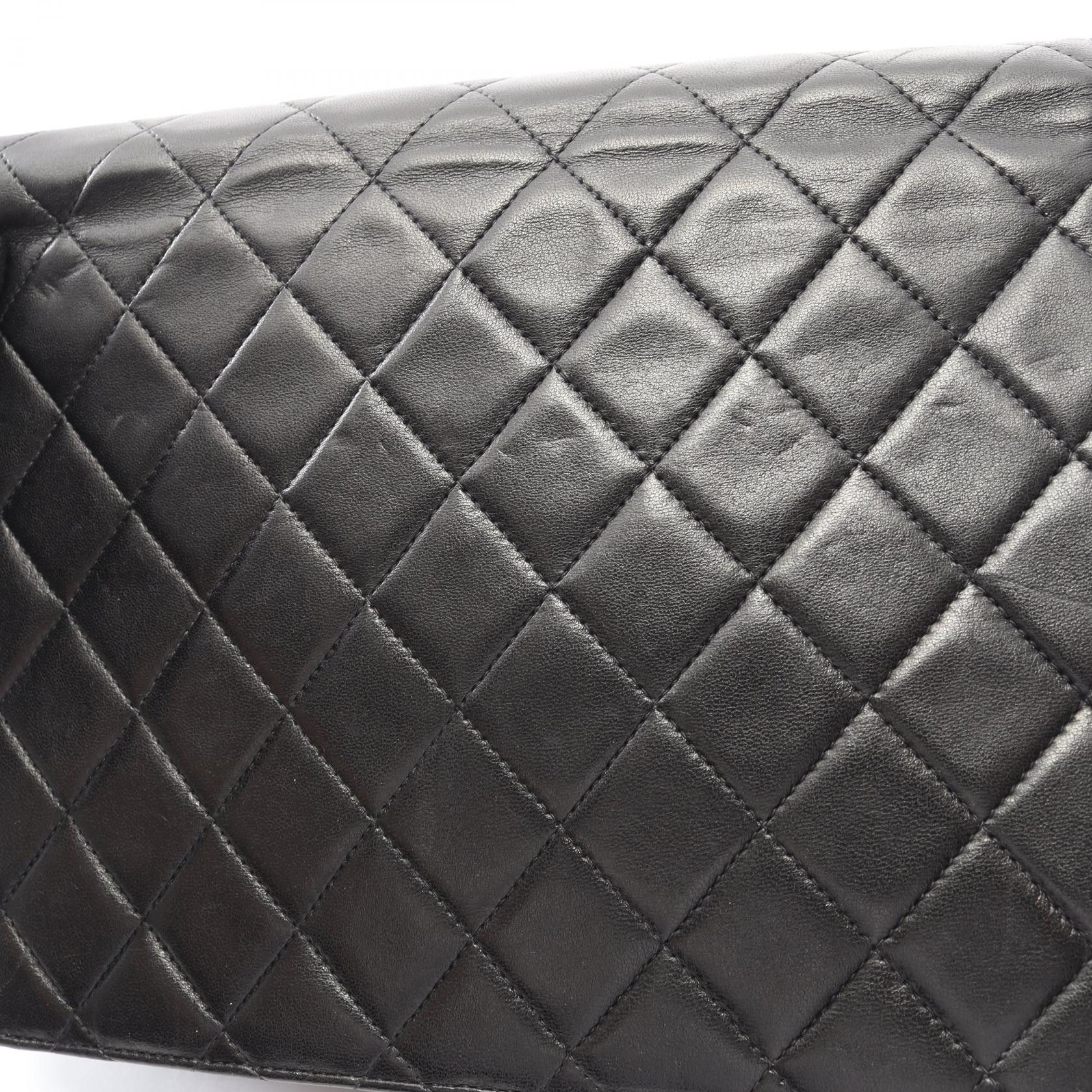 Chanel Chanel Chanel Matelasse Lambskin Shoulder Bag Leather Shoulder Bag DUTY FREE for USA Size ONE SIZE - 9 Thumbnail