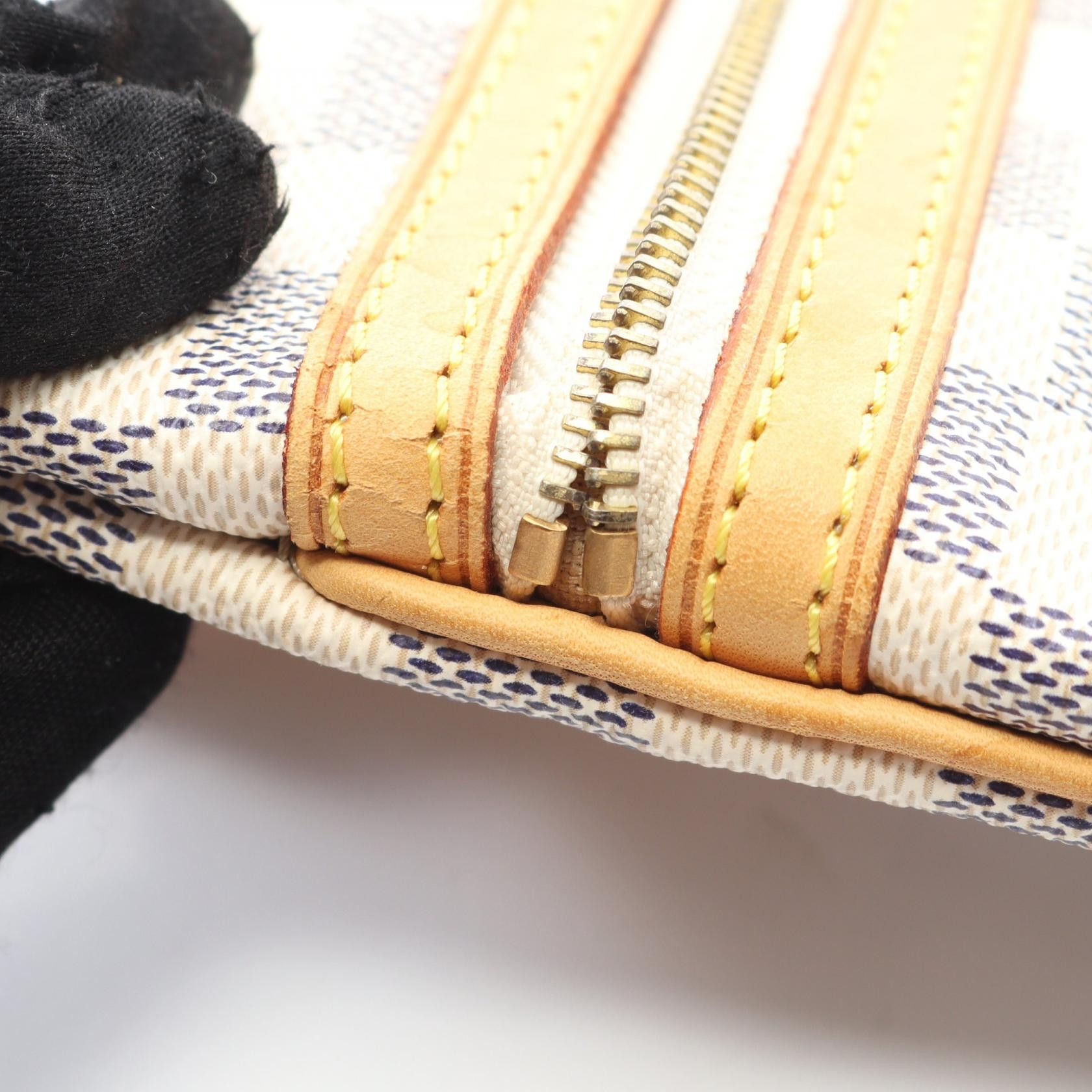 Louis Vuitton Louis Vuitton Louis Vuitton Pochette Bosphore Damier Azur Shoulder Bag Textile Shoulder Bag N51112 DUTY FREE for USA Size ONE SIZE - 7 Thumbnail