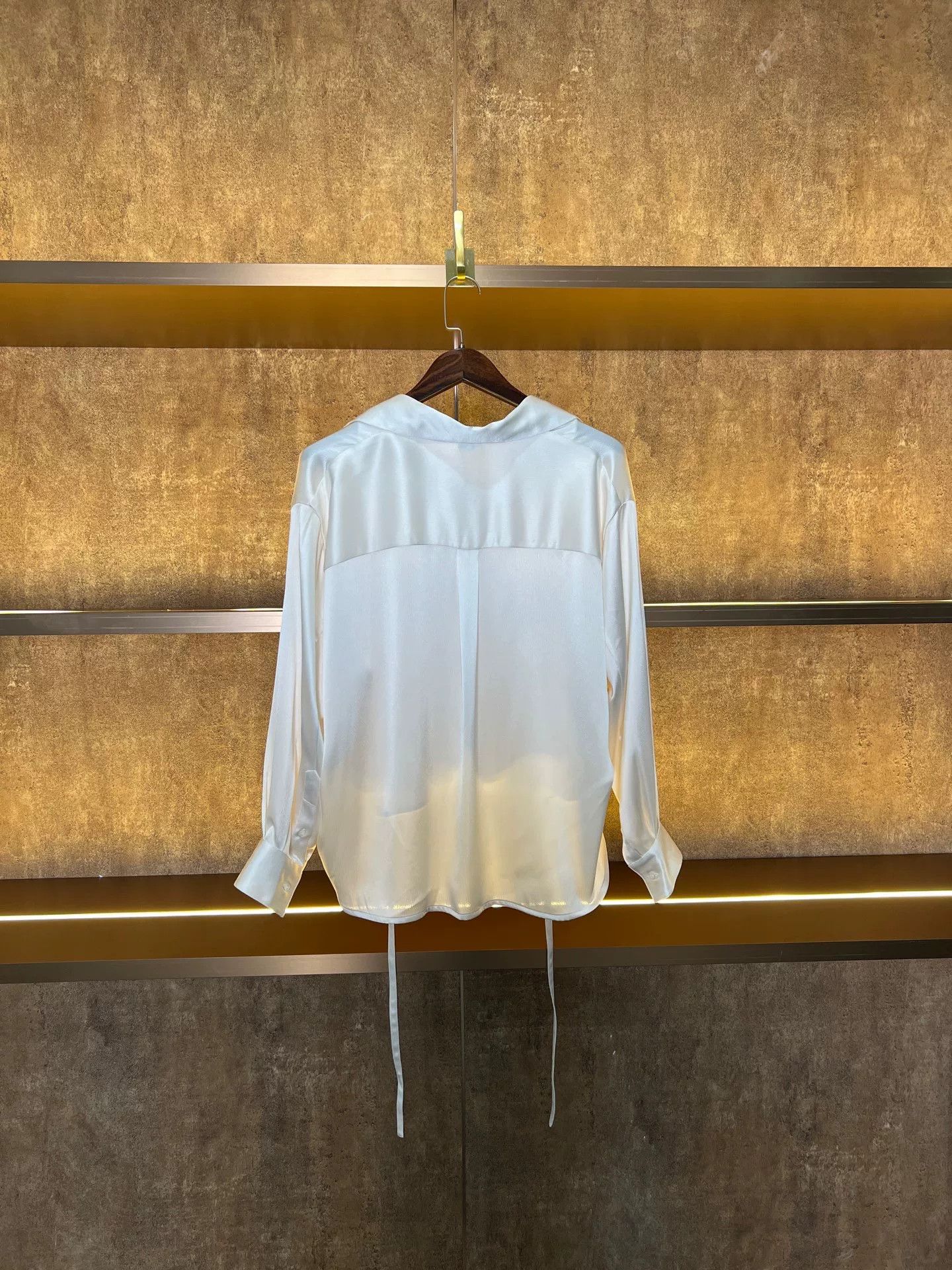 Loewe Loewe Embossed Logo Shirt Size XXS / US 00 / IT 34 - 2 Thumbnail