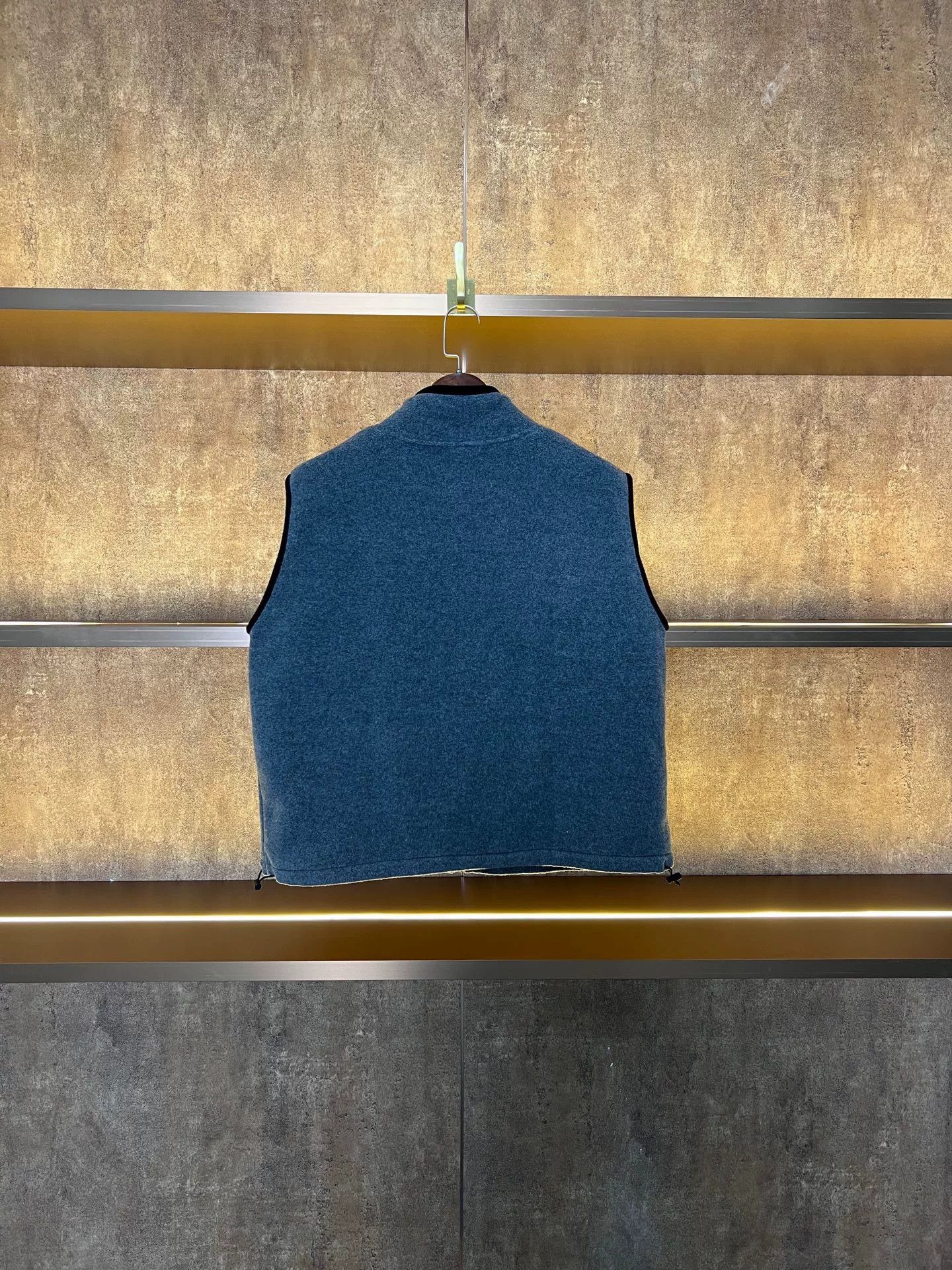 Miu Miu Miumiu Gray Zip Vest Size XS / US 0-2 / IT 36-38 - 2 Thumbnail