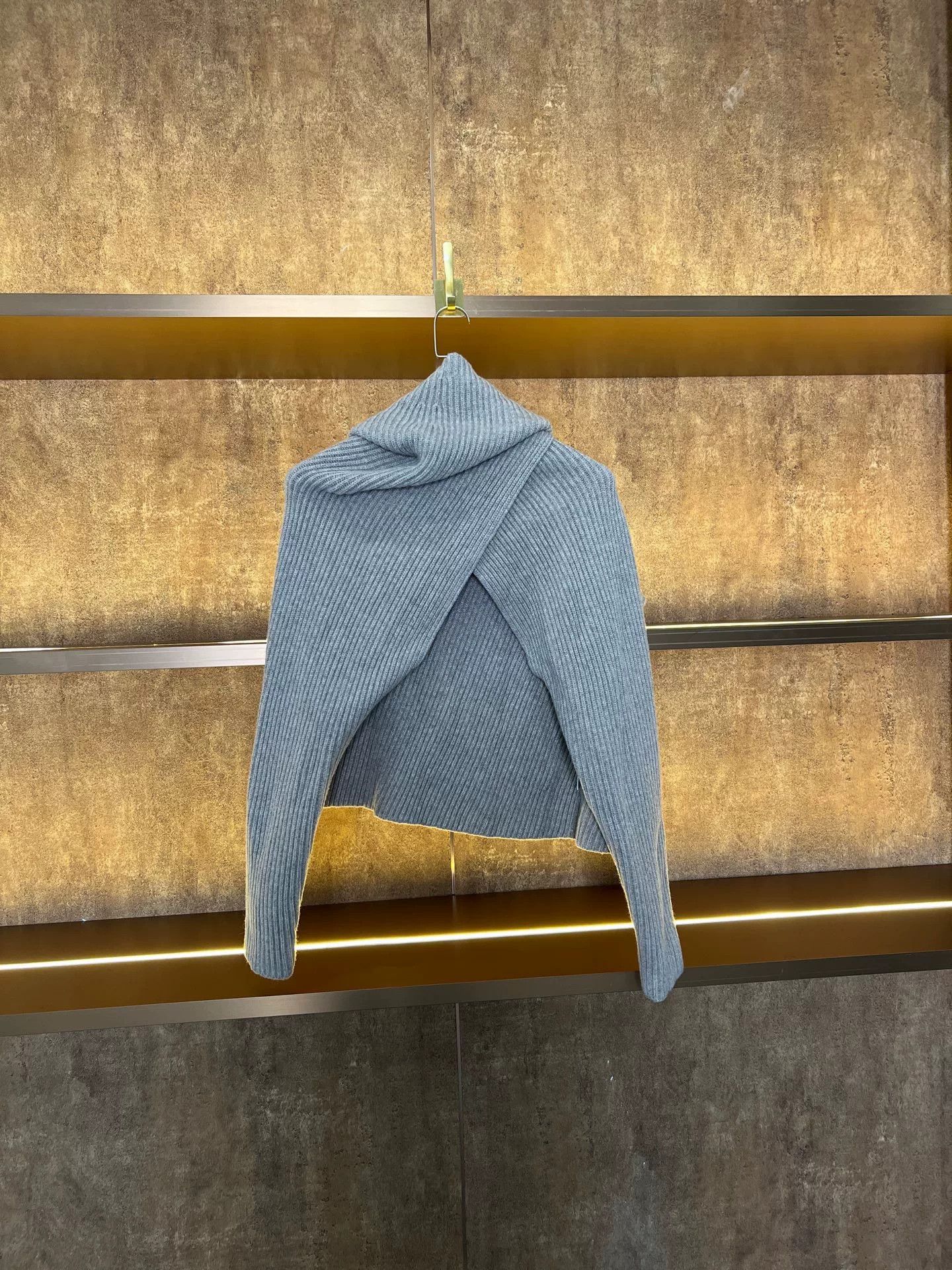 Celine Celine Asymmetric Cashmere Sweater Size S / US 4 / IT 40 - 2 Thumbnail