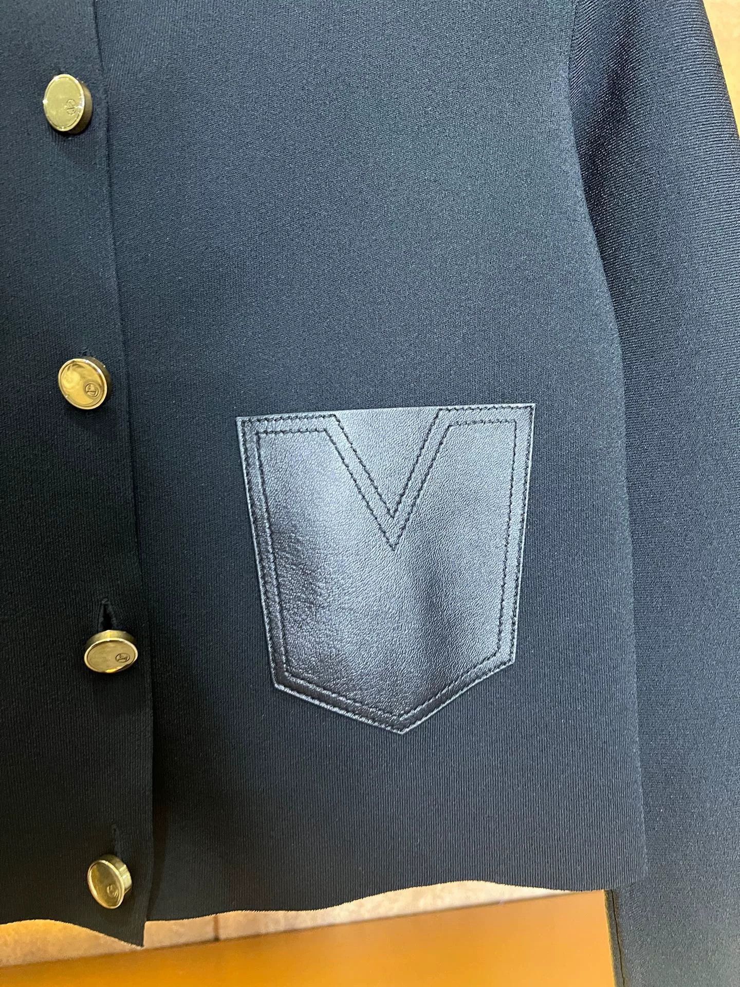 Louis Vuitton LV Cardigan Size XS / US 0-2 / IT 36-38 - 3 Thumbnail