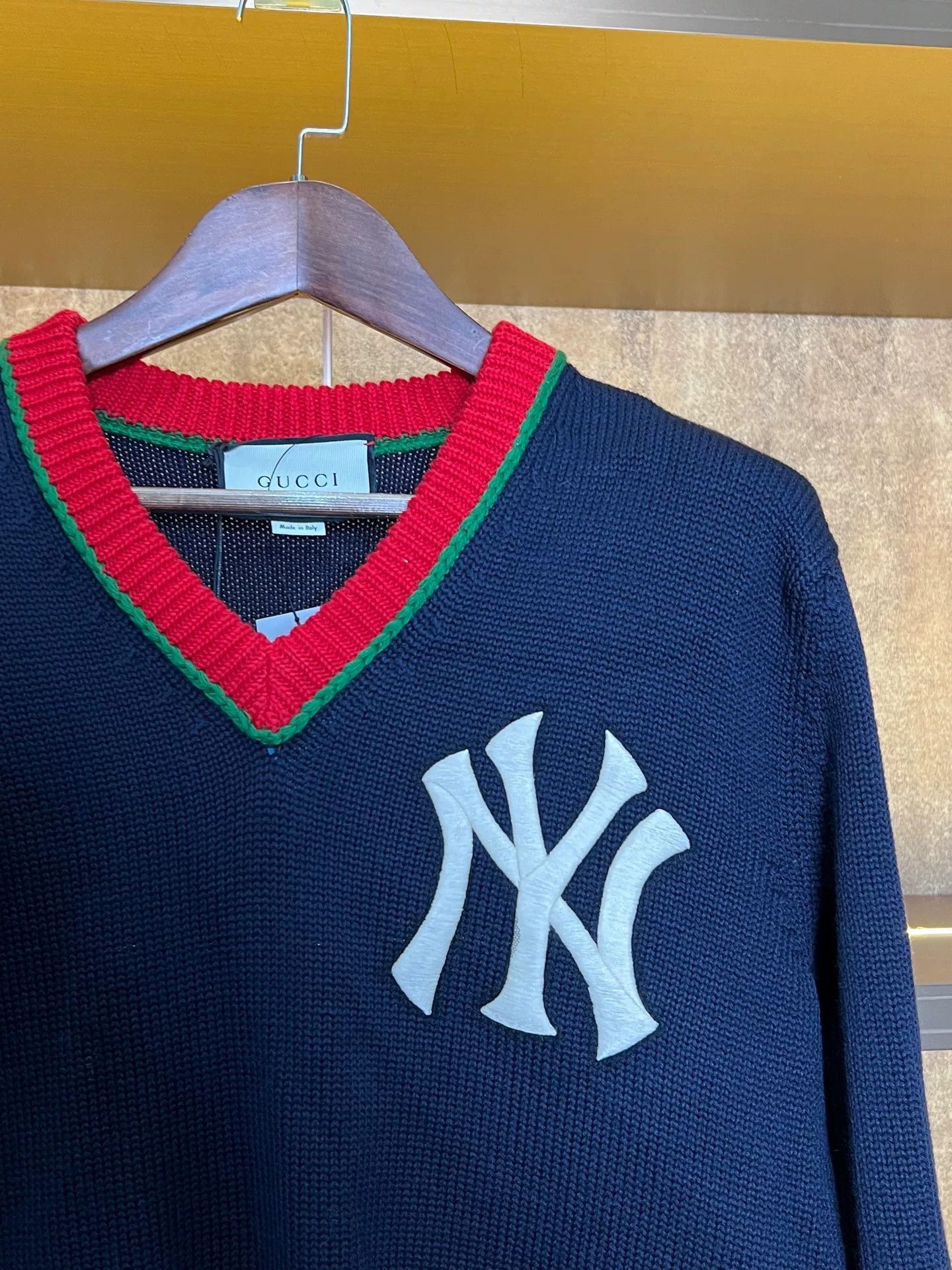 Gucci Gucci NY Knit Sweater Size XS / US 0-2 / IT 36-38 - 3 Thumbnail