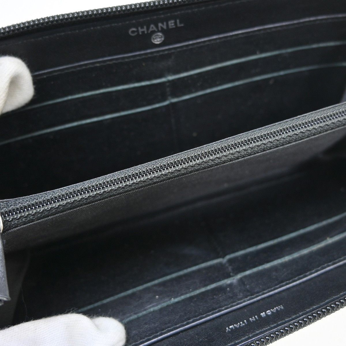 Chanel Chanel Timeless CC Zipped Wallet Caviar Size ONE SIZE - 3 Thumbnail