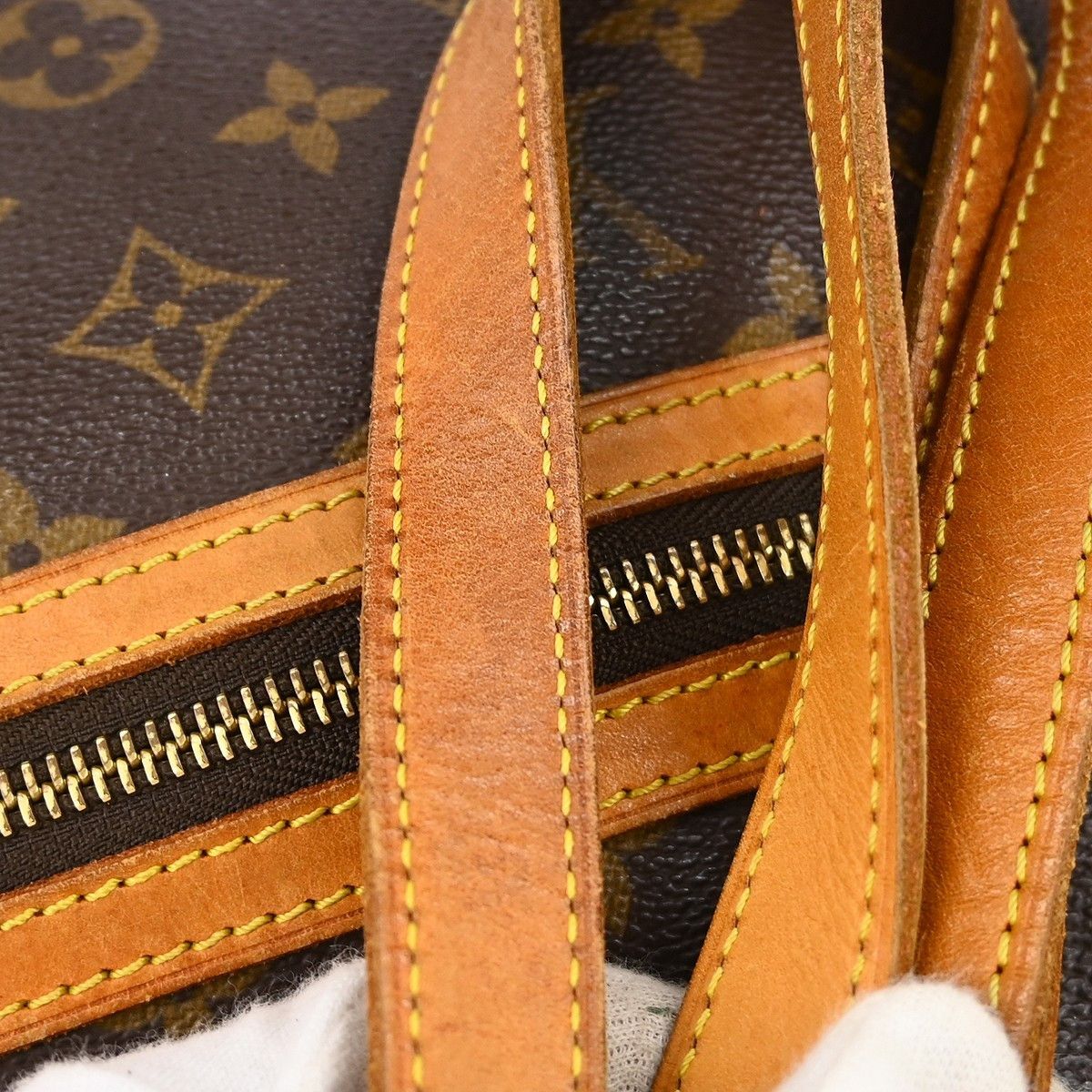 Louis Vuitton Louis Vuitton Cite Handbag Monogram Canvas Size ONE SIZE - 6 Thumbnail