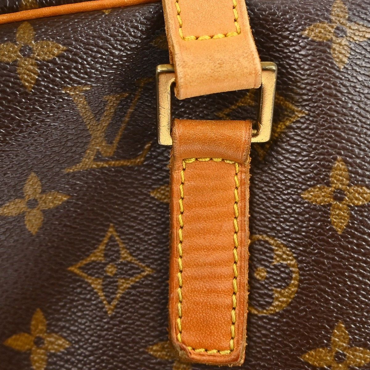 Louis Vuitton Louis Vuitton Cite Handbag Monogram Canvas Size ONE SIZE - 14 Thumbnail