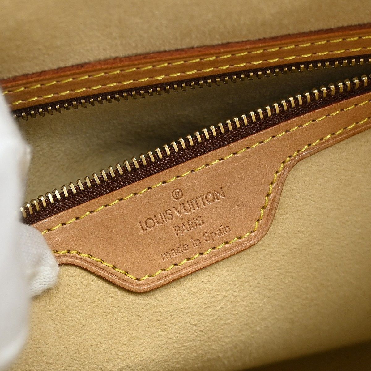 Louis Vuitton Louis Vuitton Monogram Looping Handbag Monogram Canvas Size ONE SIZE - 4 Thumbnail