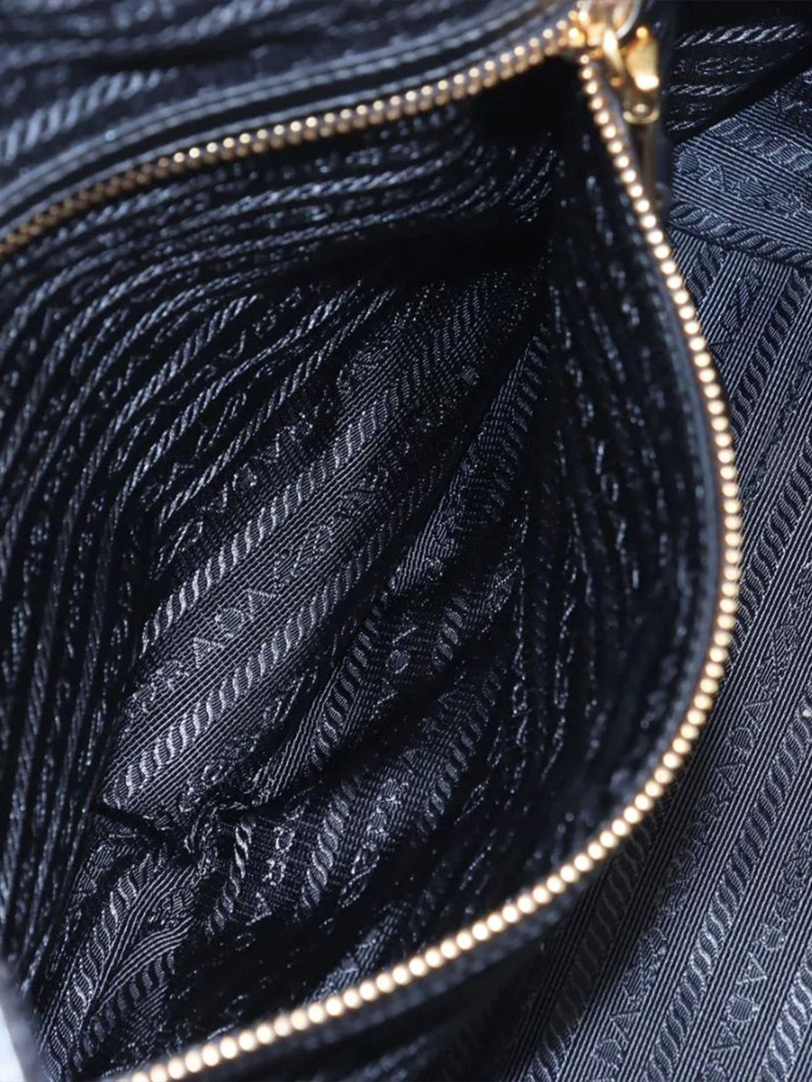 Prada Black small nylon tote bag Size ONE SIZE - 8 Thumbnail