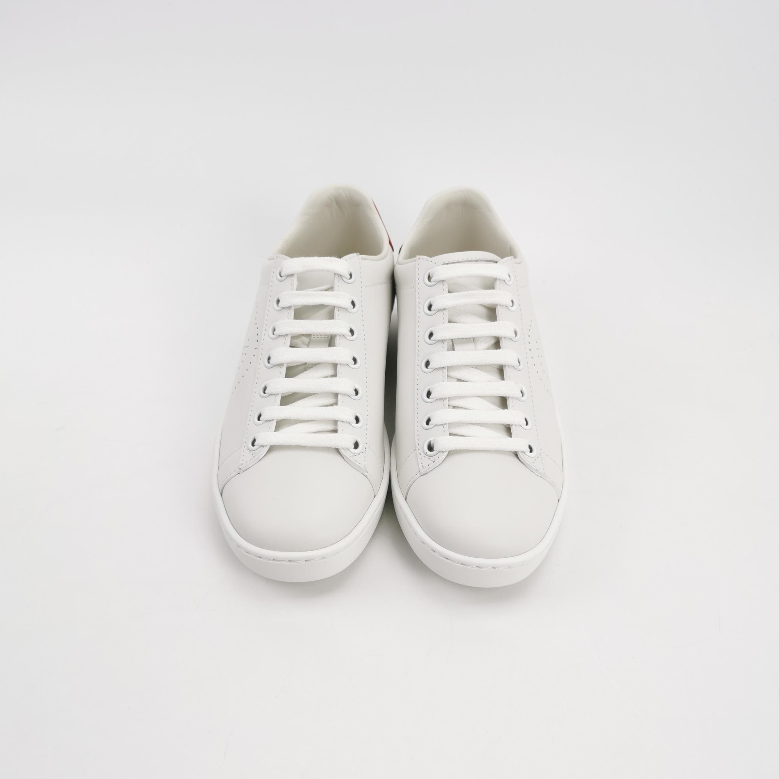 Gucci Gucci Women 5 Lowtop Sneakers Size US 5 / IT 35 - 3 Thumbnail