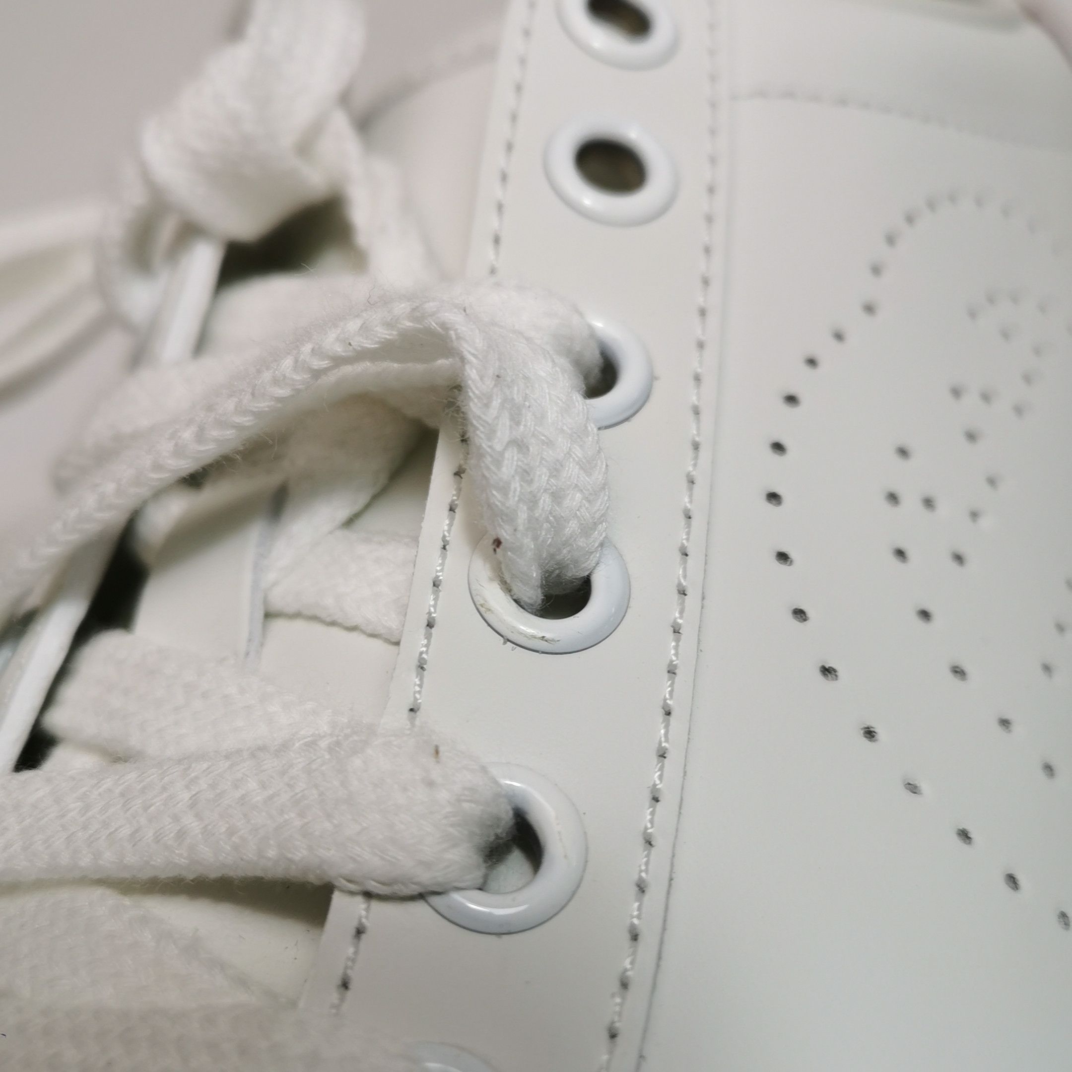 Gucci Gucci Women 5 Lowtop Sneakers Size US 5 / IT 35 - 7 Thumbnail